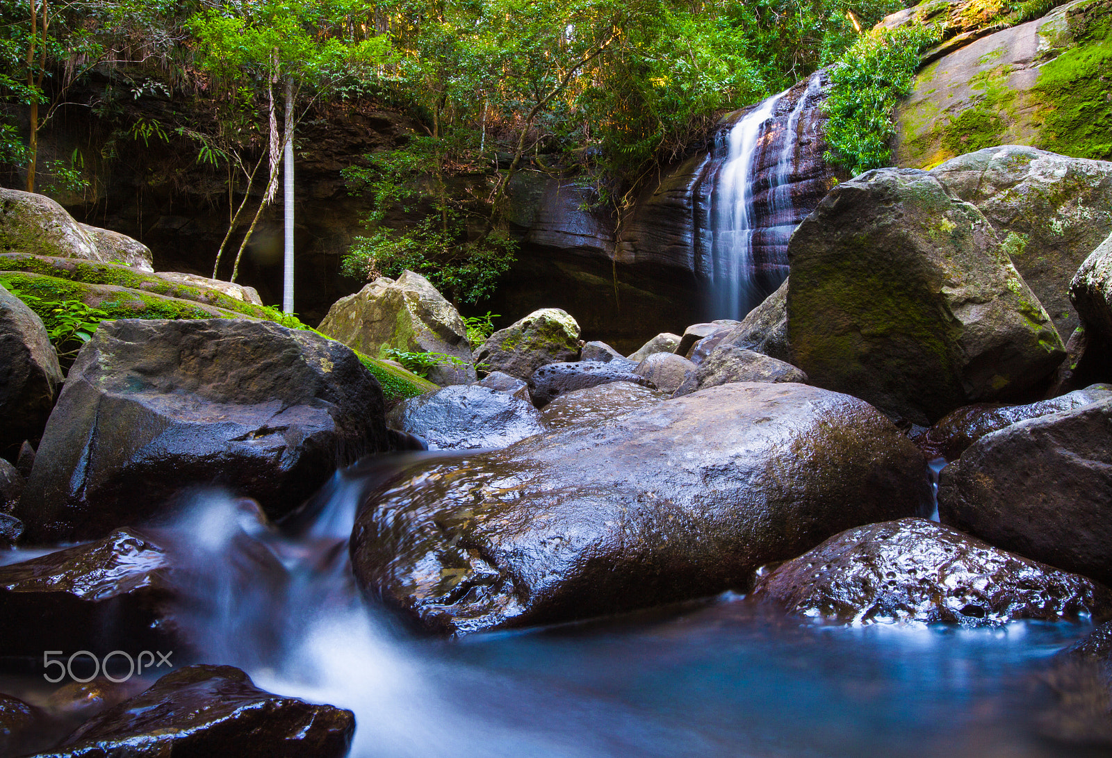 Canon EOS 7D + Canon EF 16-35mm F4L IS USM sample photo. Rocks buderim serenity water fall in queensland photography