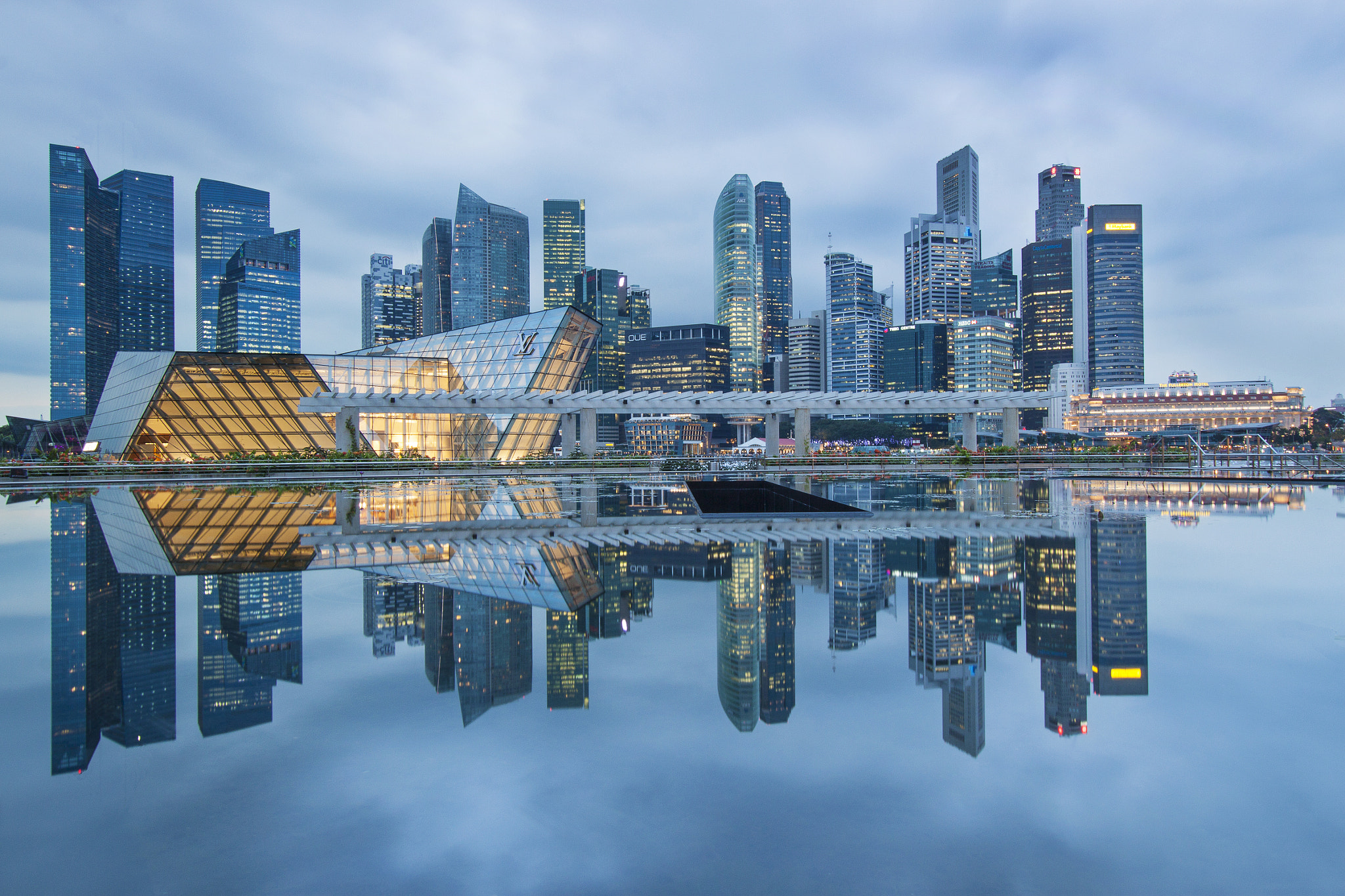 v2?sig=e15d588de519bb2a8d14f58b478bd0637d090b83d55d9276fba83baea8f4705d