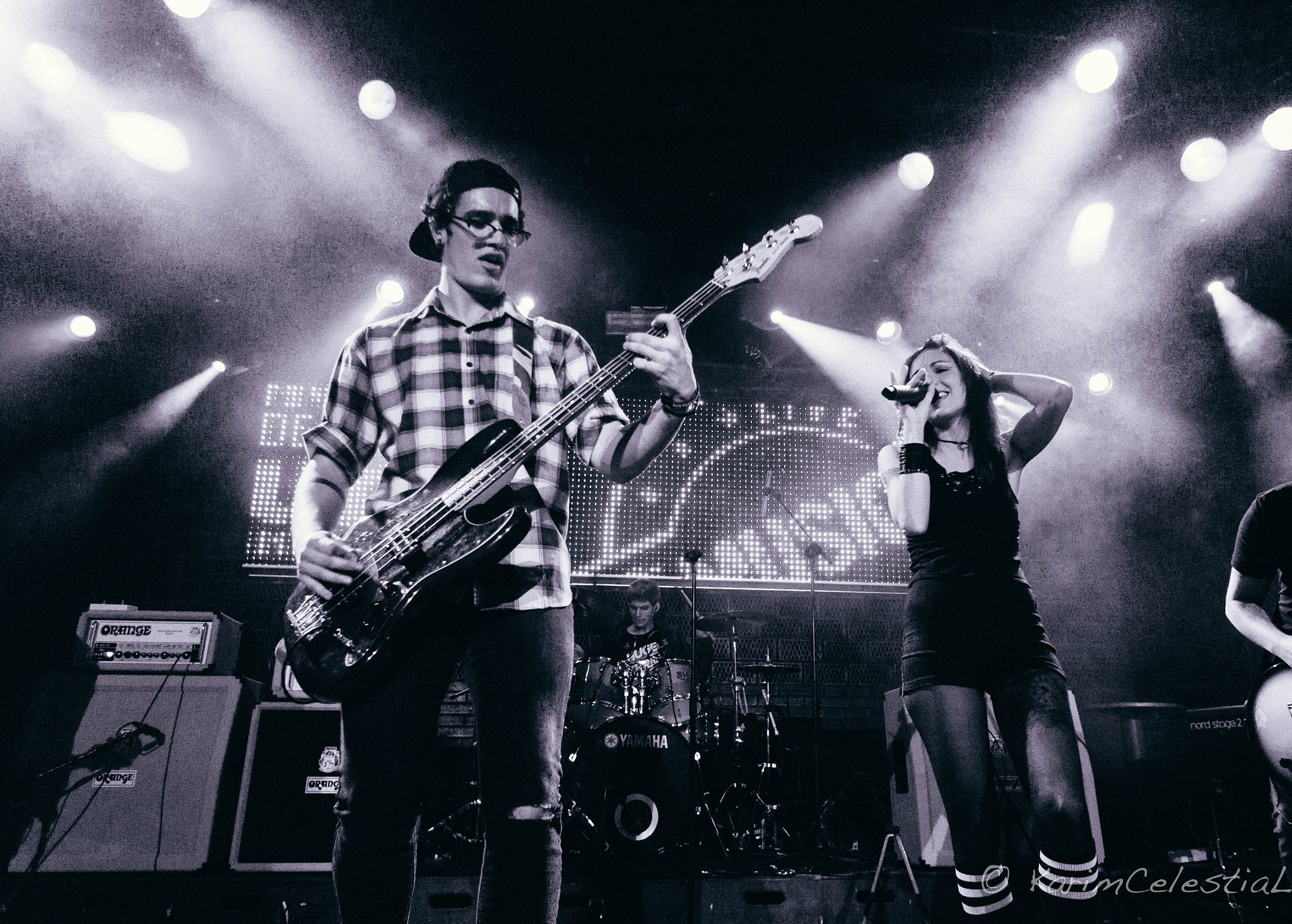 Sony Alpha NEX-5R + Sony E 16mm F2.8 sample photo. Rock band .. 13dias live (b&w) photography