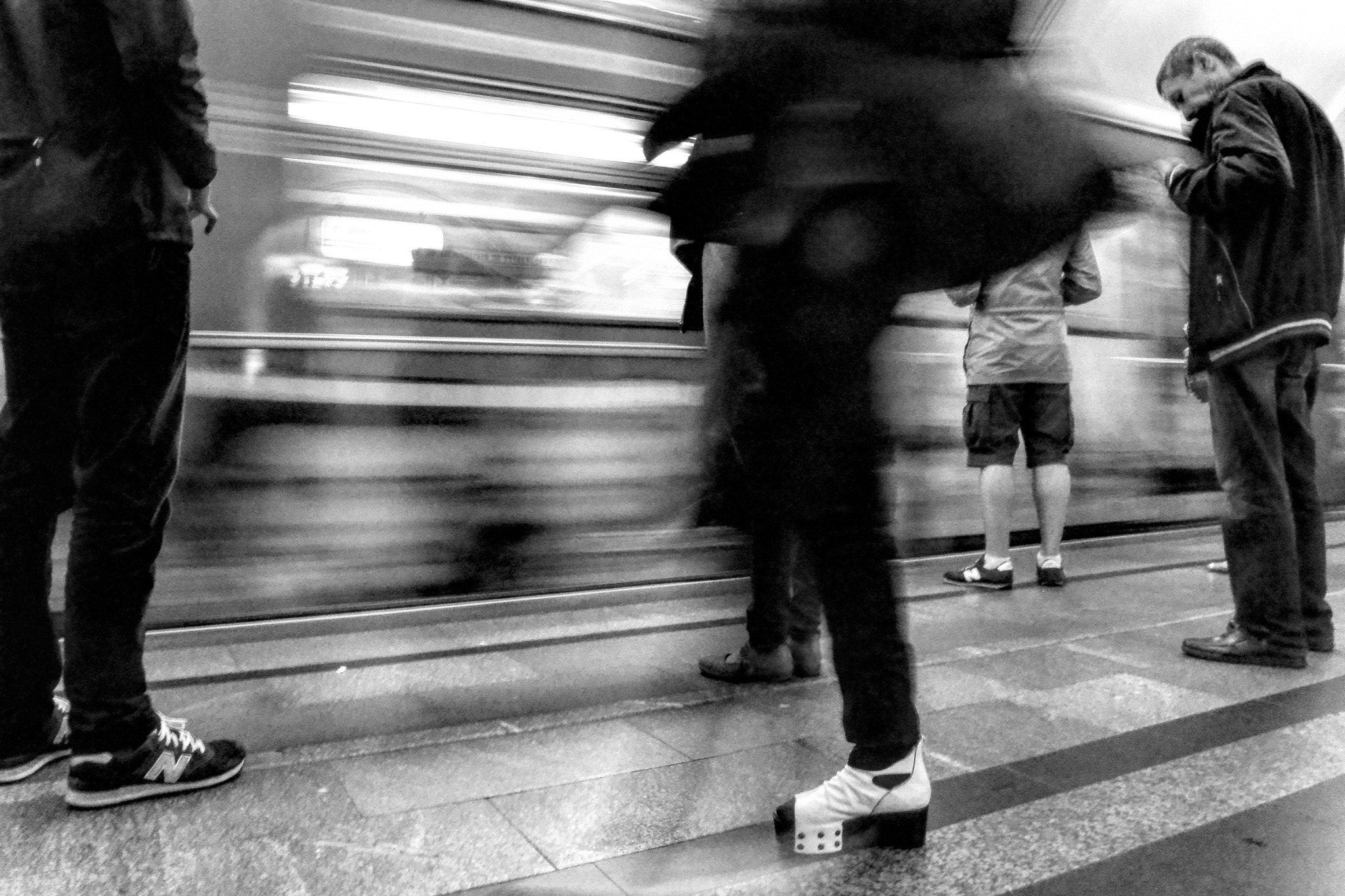 Nikon 1 V2 sample photo. .... Фантазия на тему метро ..... photography