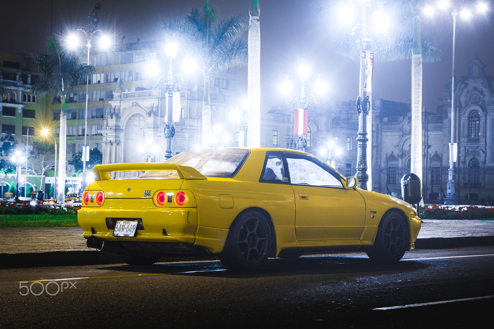 AF Zoom-Nikkor 28-80mm f/3.3-5.6G sample photo. Nissan gt-r r32 vs toyota celica gt4. photography