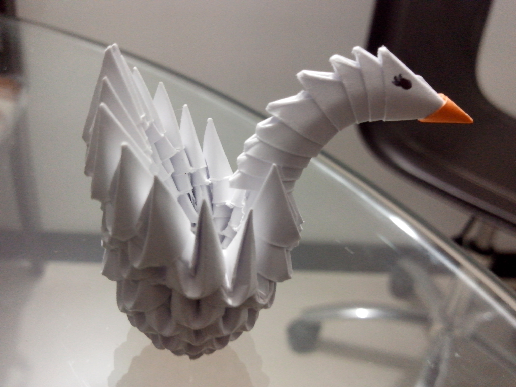 Motorola RAZR D3 sample photo. Mi origami 3d-cisne blanco photography
