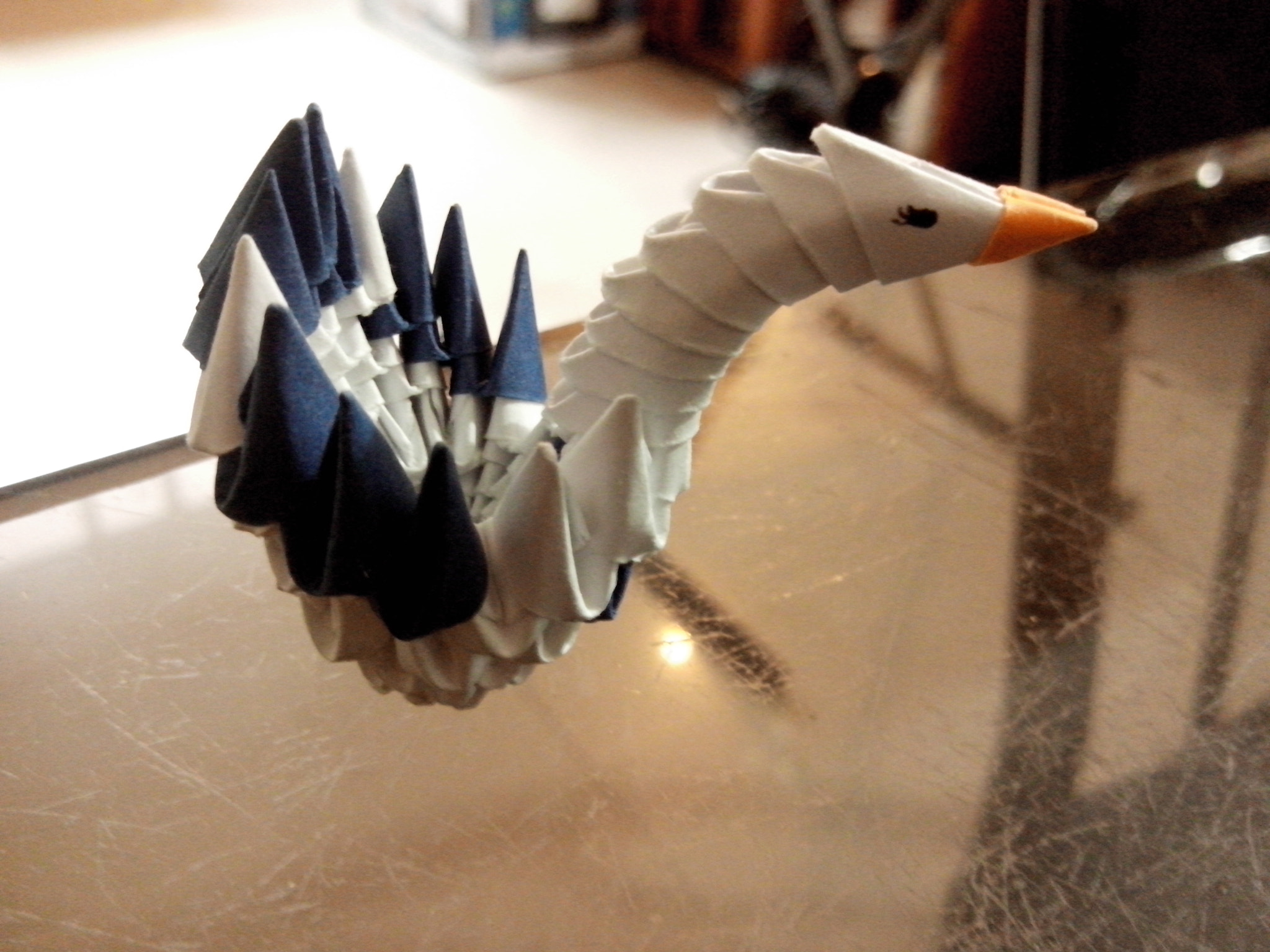 Motorola RAZR D3 sample photo. Otro cisne en origami 3d photography