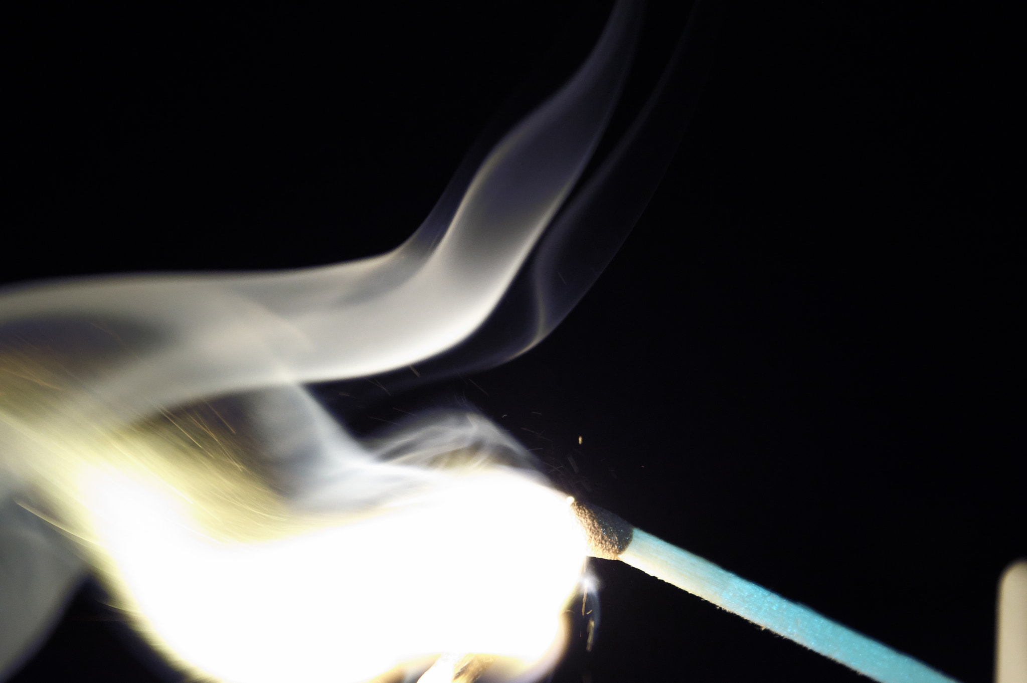 VR 18-55mm F/3.5-5.6 G sample photo. Fire. photography