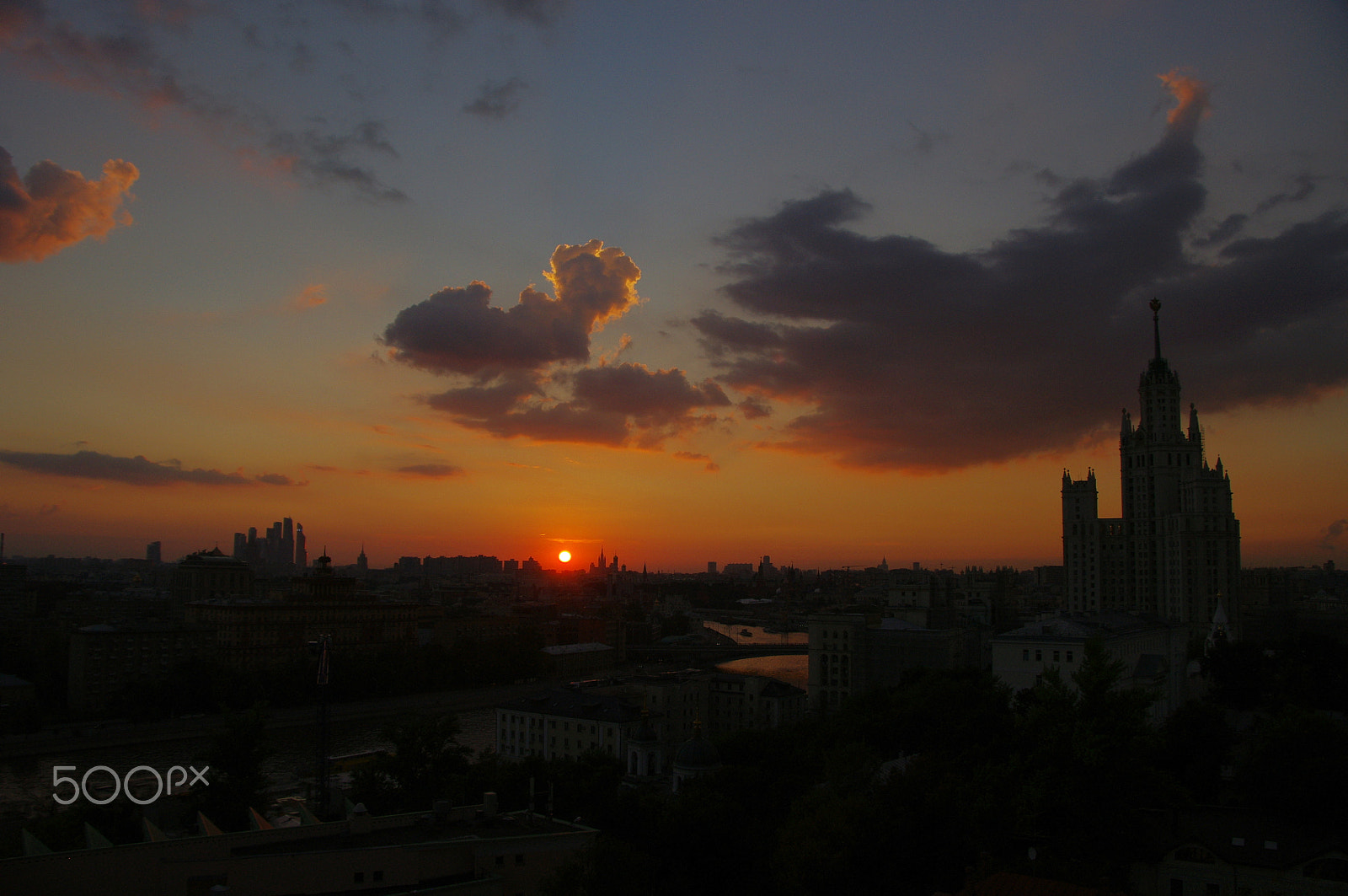 Pentax K-x sample photo. Moscow sunset photography