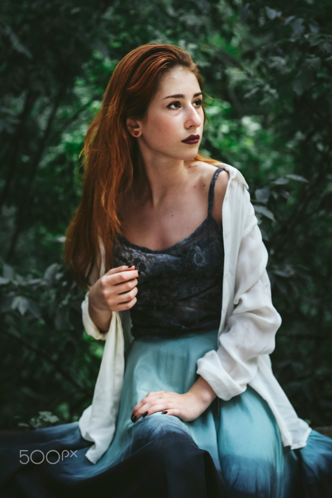 Canon EOS 650D (EOS Rebel T4i / EOS Kiss X6i) + Canon EF 50mm F1.8 II sample photo. Blue dress photography