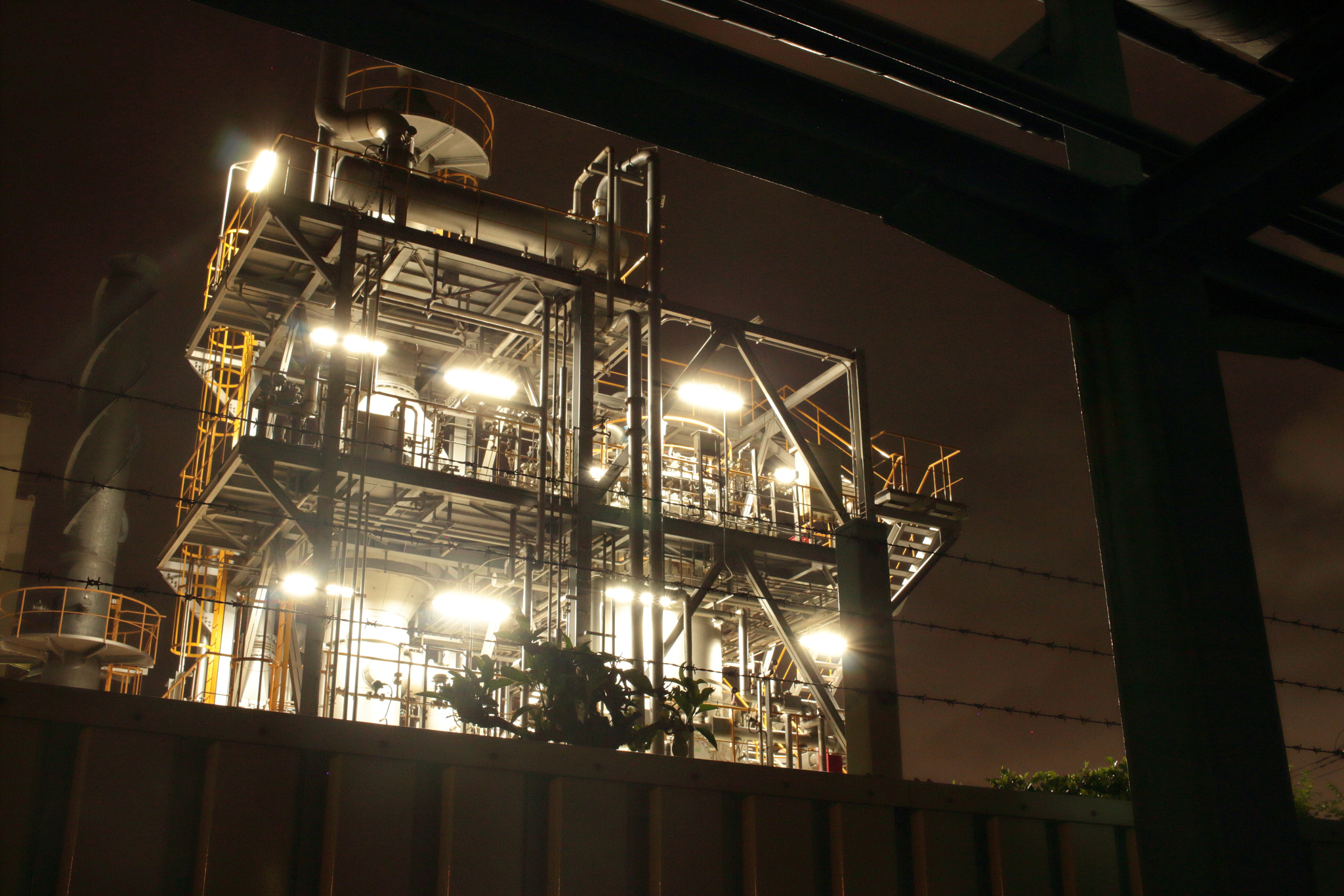 Canon EOS 100D (EOS Rebel SL1 / EOS Kiss X7) sample photo. Night view of factory zone(ukishimamachi) photography
