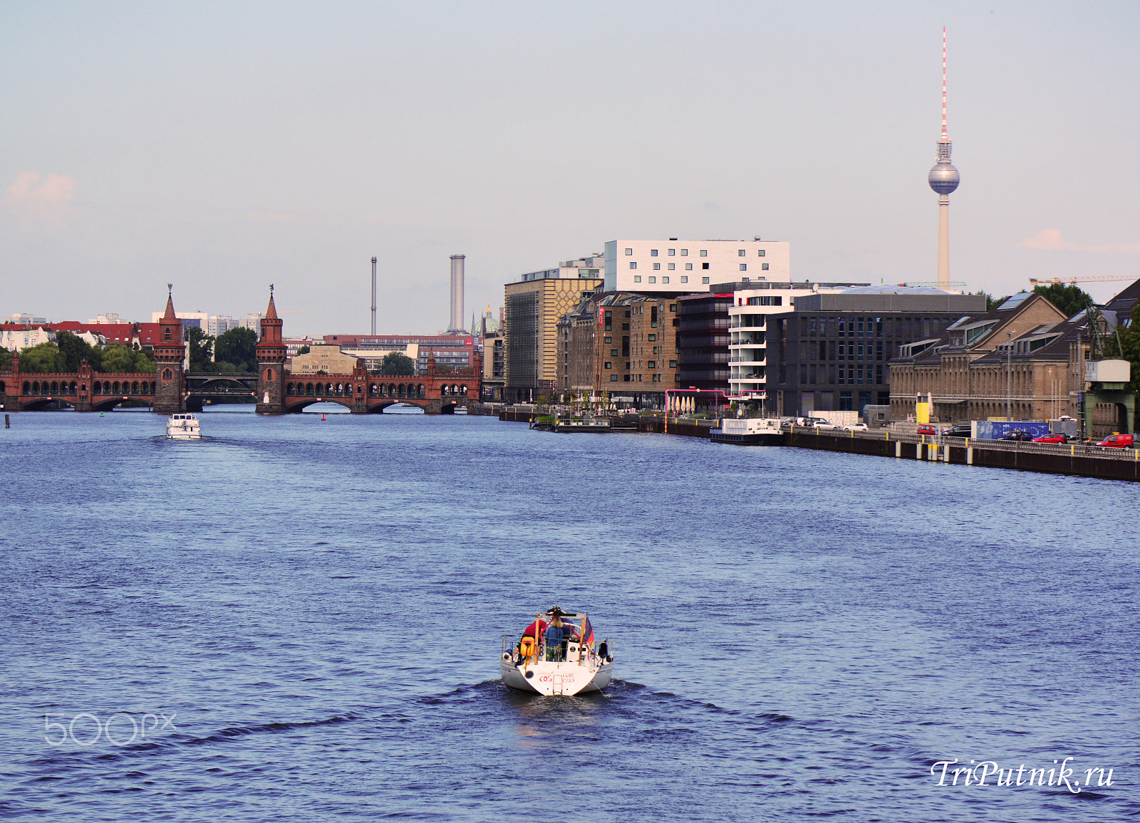 Nikon AF-S DX Micro-Nikkor 85mm F3.5G ED VR sample photo. Treptow beauty photography