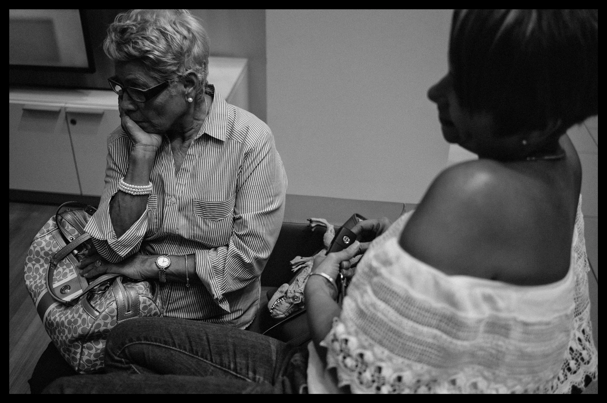 Leica M9 + Summicron-M 50mm f/2 (III) sample photo. Family | few moments are as important as family ti ... photography