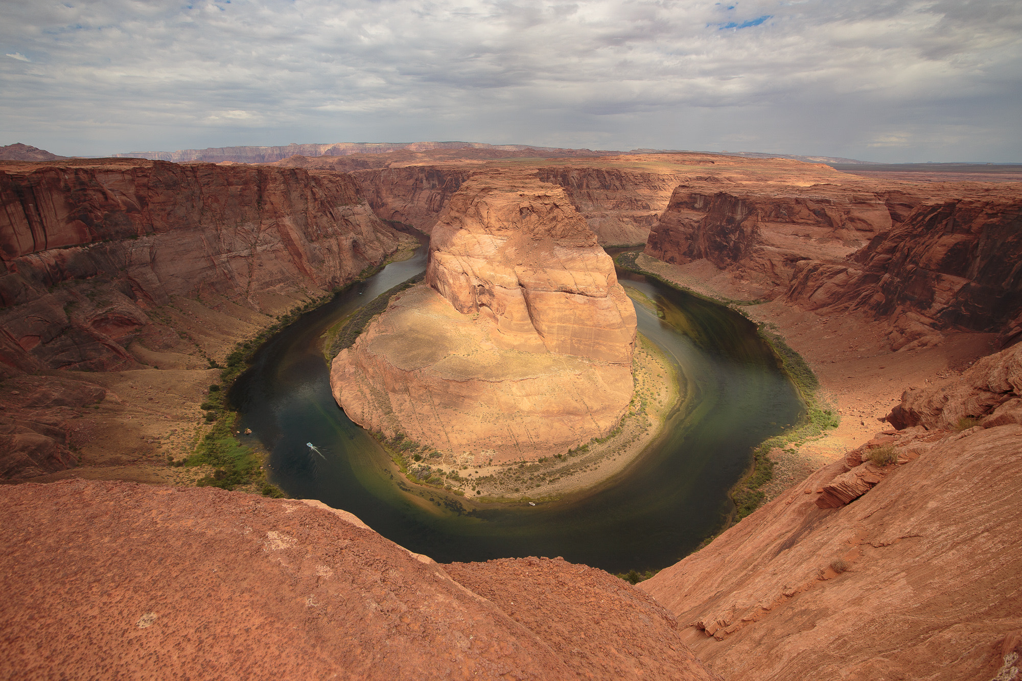 Canon EOS 6D + Sigma 15-30mm f/3.5-4.5 EX DG Aspherical sample photo. Wide angle in horse shoe bend photography