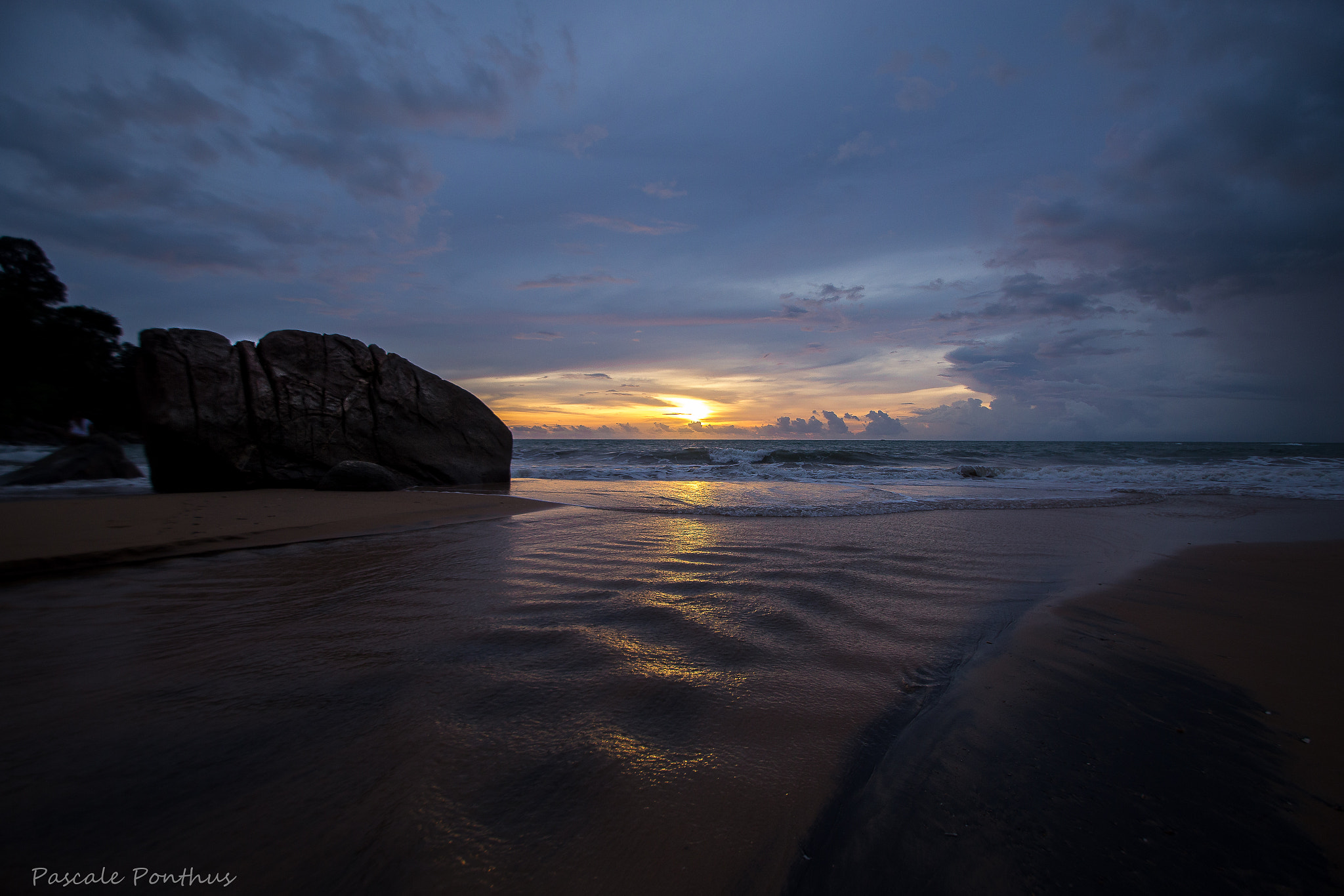 Sigma 10-20mm F3.5 EX DC HSM sample photo. Sunset thai 9 photography