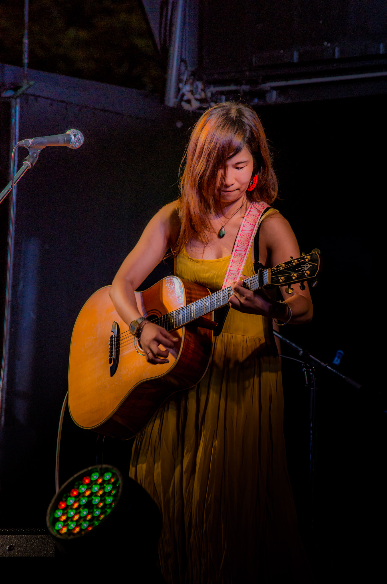 smc PENTAX-DA L 55-300mm F4-5.8 ED sample photo. Ayako sumi, musician. photography