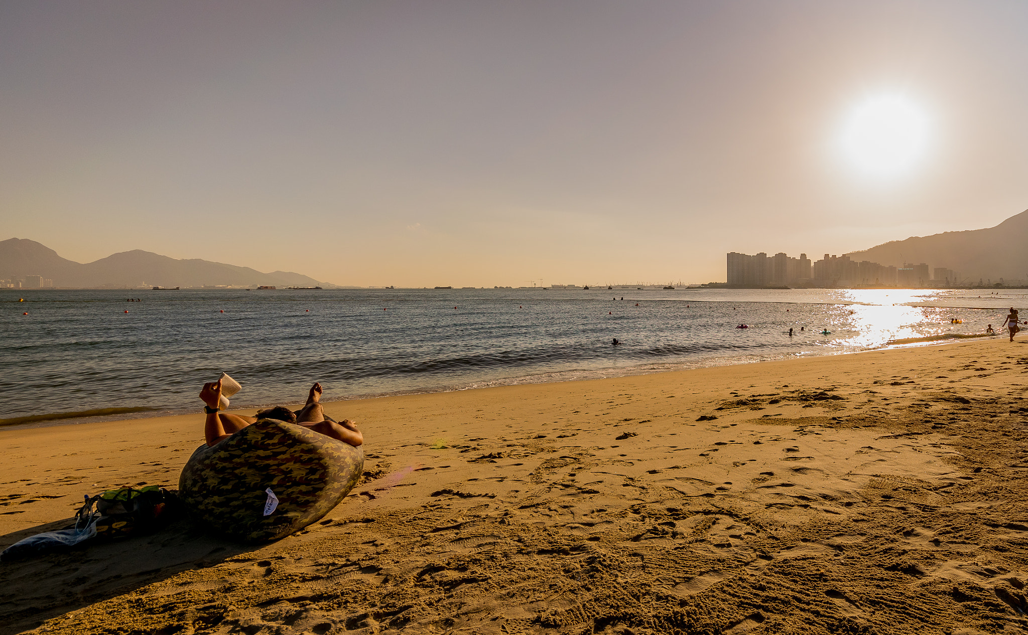 Sigma 8-16mm F4.5-5.6 DC HSM sample photo. Cozy beach evening photography