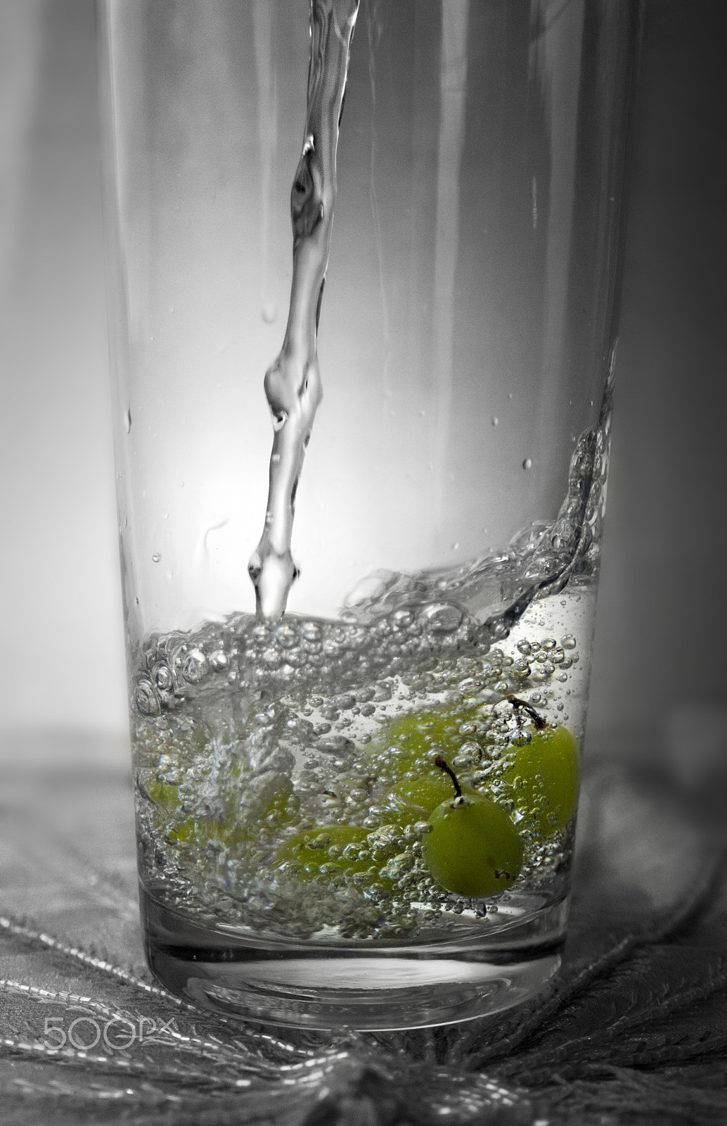 Nikon D600 sample photo. Washing me grapes photography