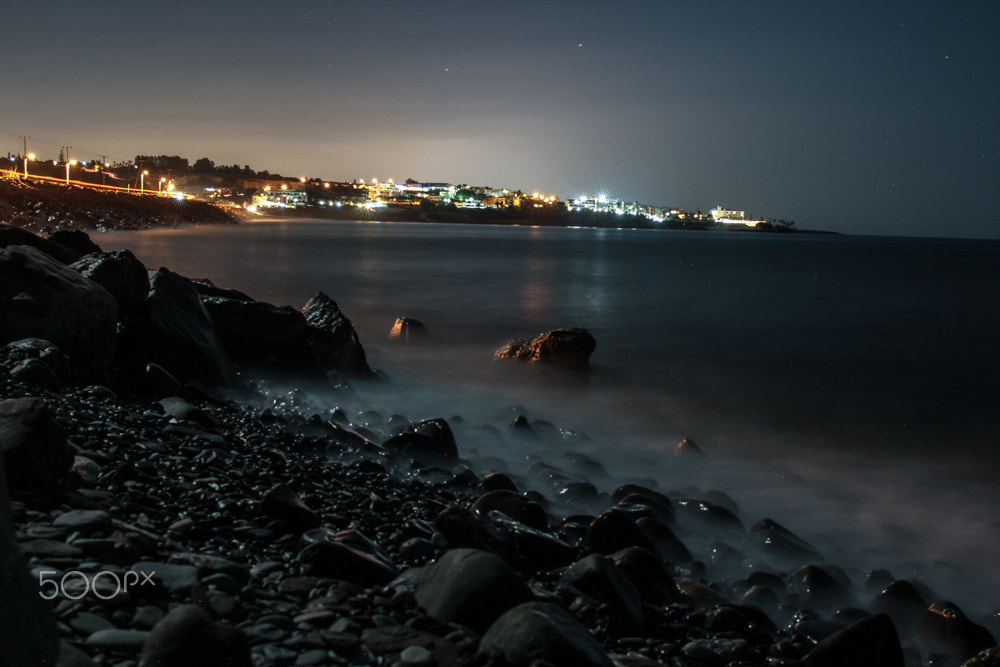 EF28-70mm f/2.8L USM sample photo. Dark and light photography
