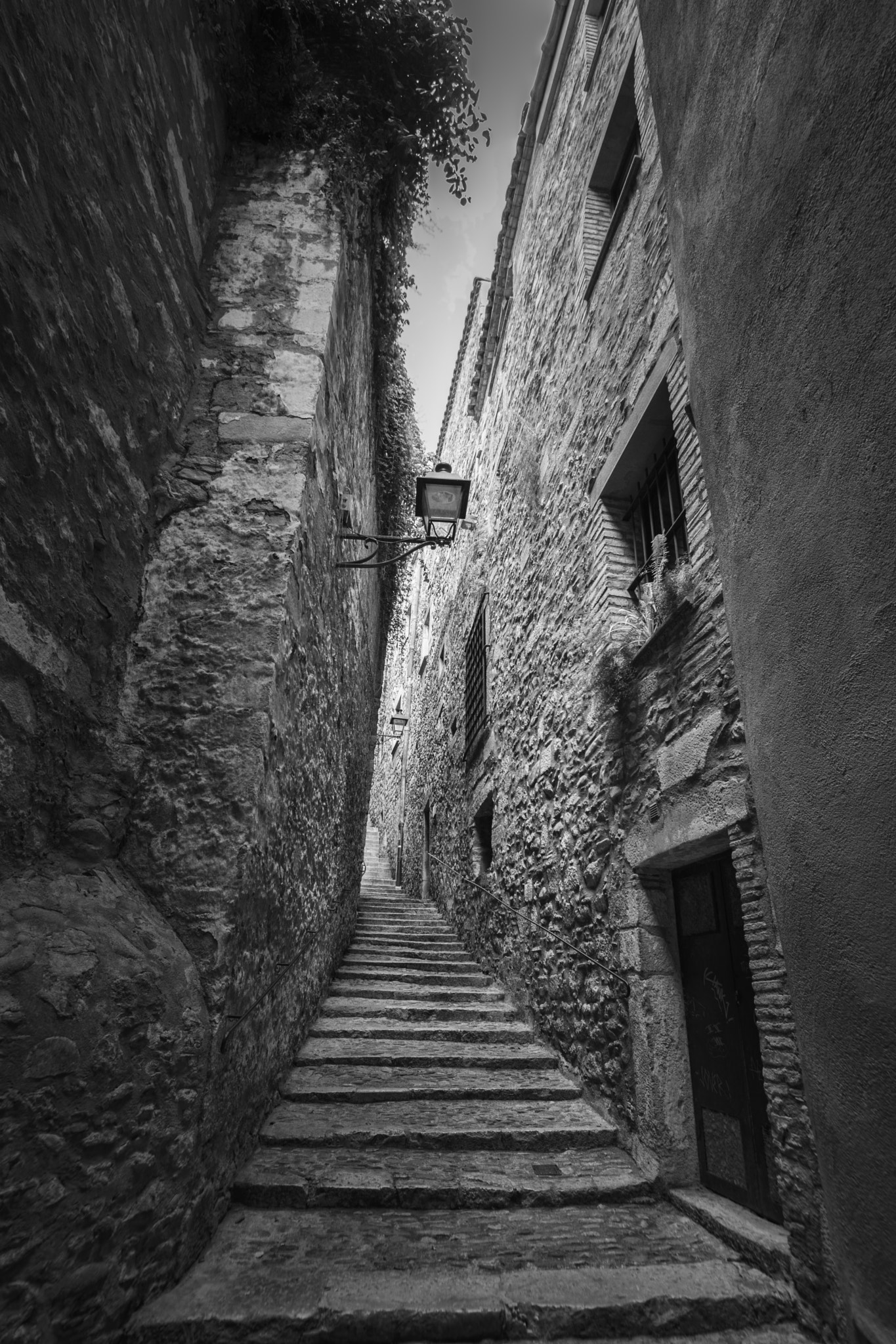 Sigma 8-16mm F4.5-5.6 DC HSM sample photo. Bergamo photography