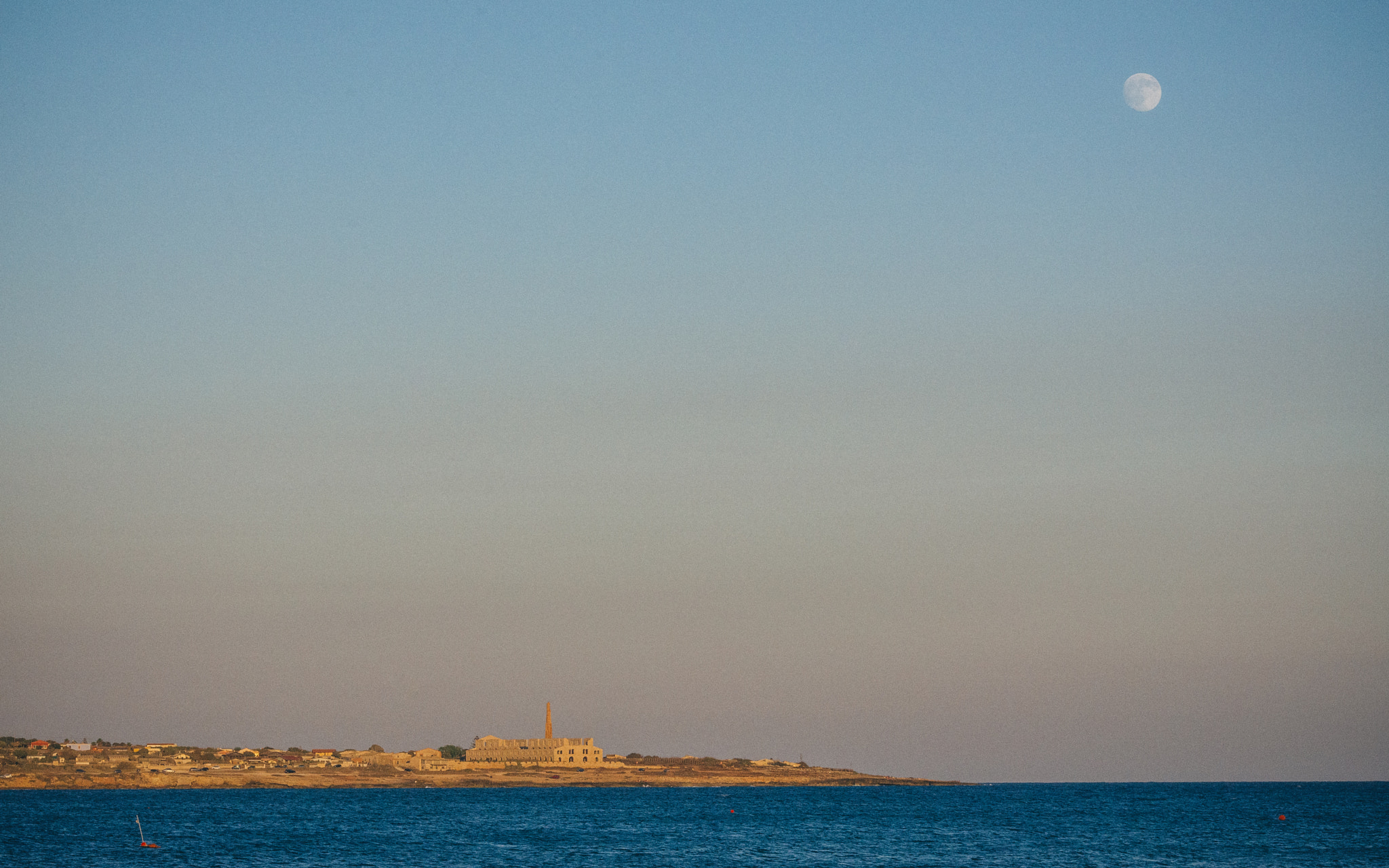 Sigma 70-300mm F4-5.6 APO DG Macro sample photo. "2016, sampieri | sicily | italy | montalbano photography