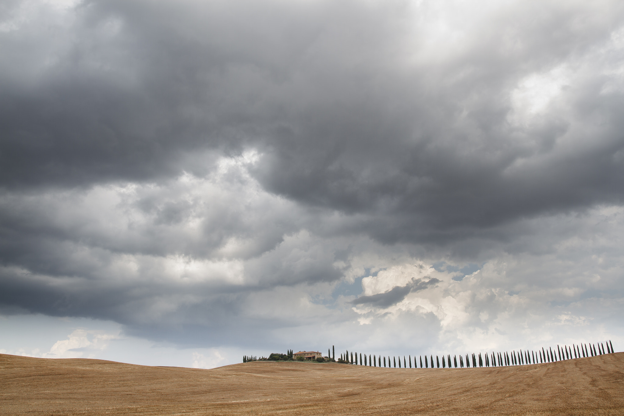 Sigma 17-70mm F2.8-4 DC Macro OS HSM sample photo. Val d'orcia photography