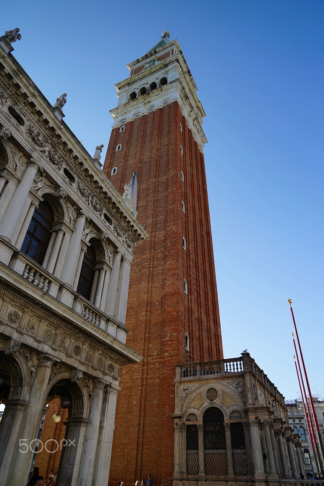 Sony a7 + Sony FE 24-240mm F3.5-6.3 OSS sample photo. Campanile di san marco photography