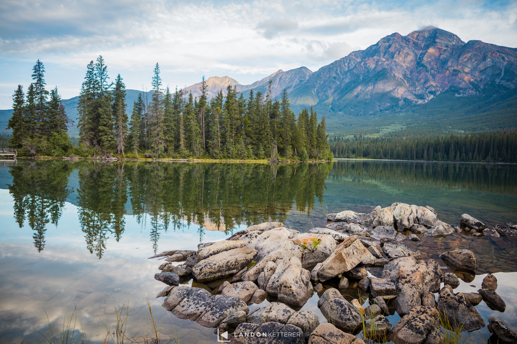 Canon EOS 5DS + Canon EF 24mm F1.4L II USM sample photo. Pyramid island reflection photography
