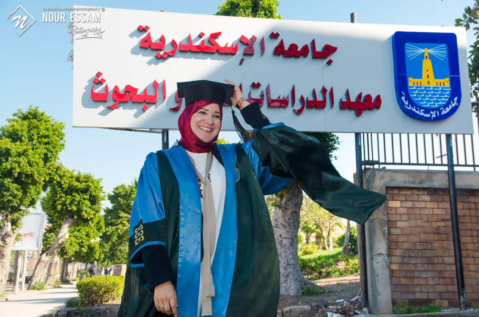 Sigma 18-250mm F3.5-6.3 DC OS HSM sample photo. Graduation smile photography