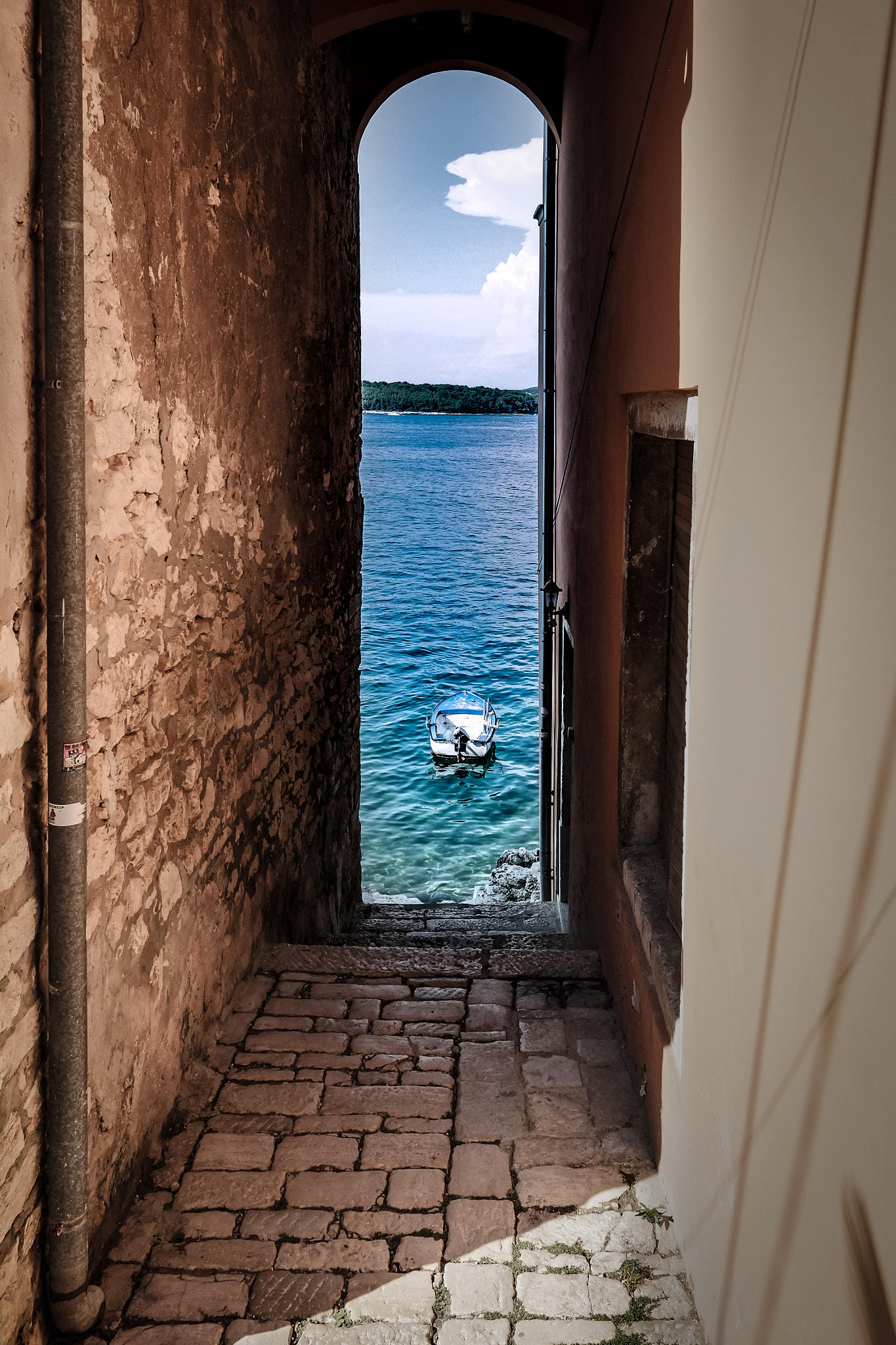 Fujifilm XF 10-24mm F4 R OIS sample photo. Hdr in rovinj photography