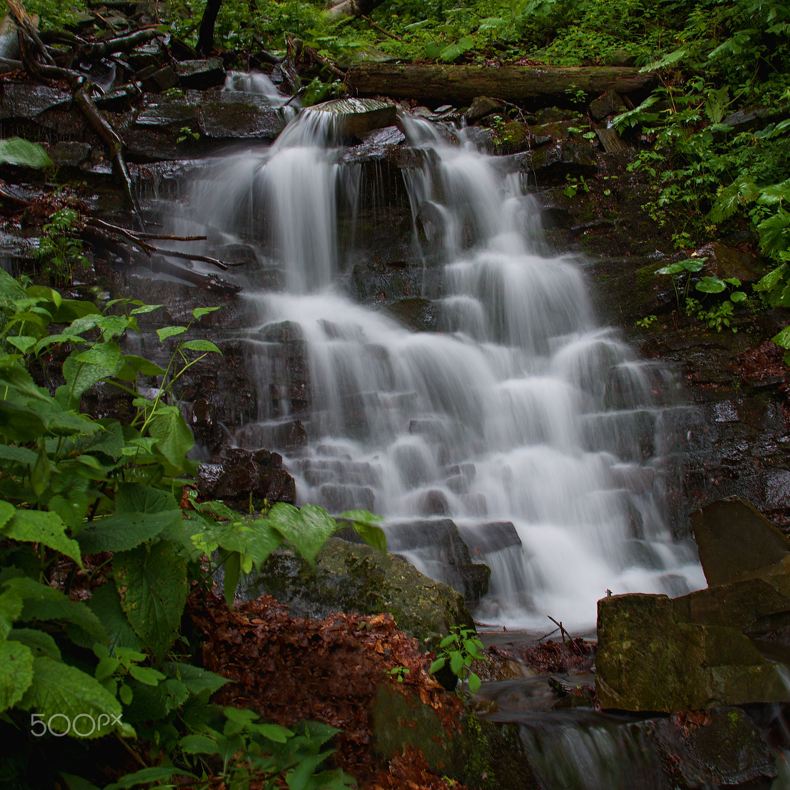 Nikon D5500 + 18.00 - 200.00 mm f/3.5 - 6.3 sample photo. Bučací waterfall photography