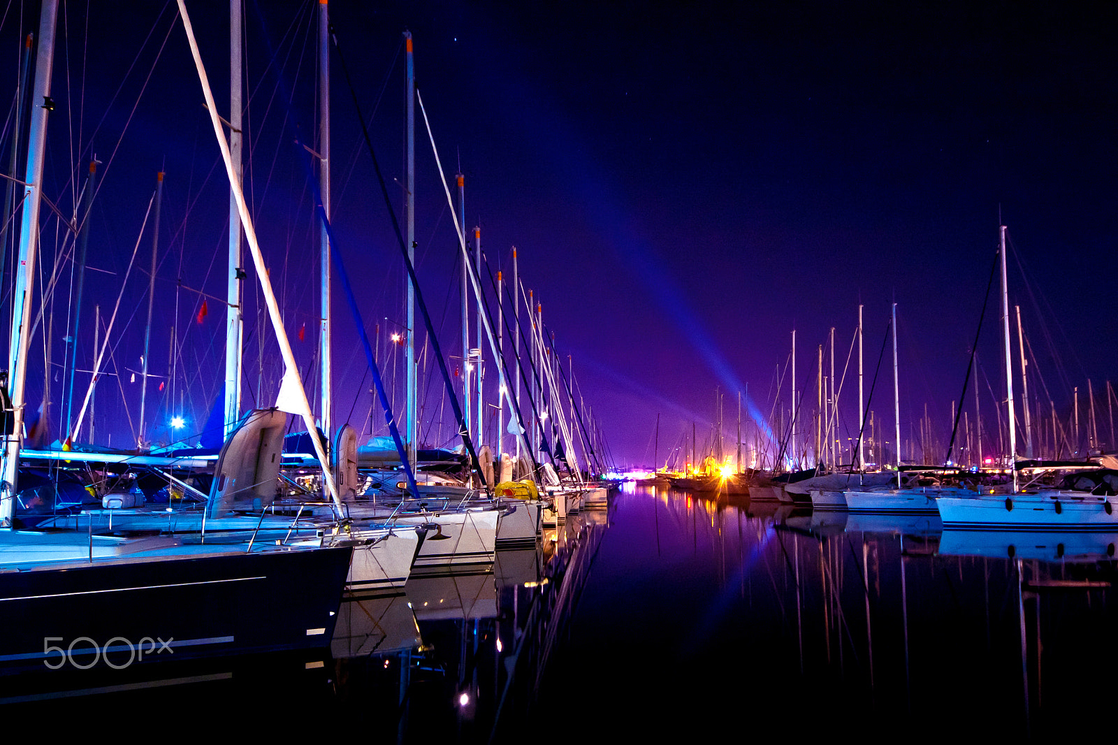 Canon EOS-1D Mark III sample photo. Yachts at a wharf photography