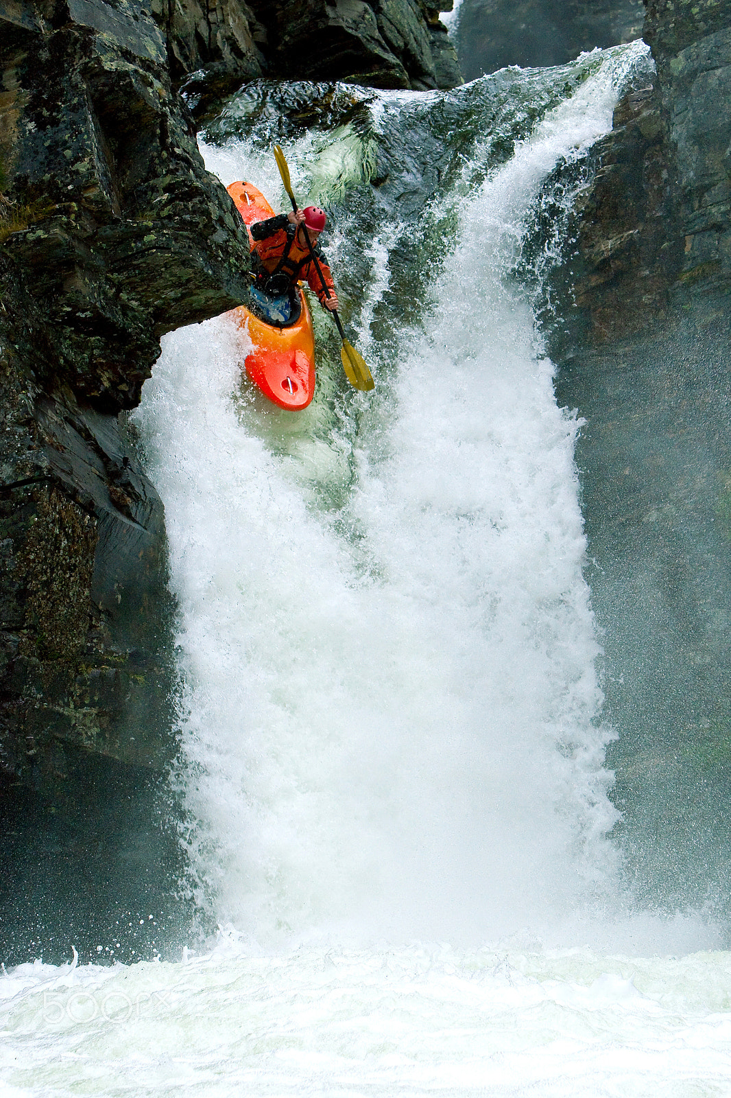 Canon EOS-1D Mark III sample photo. Waterfalls in norway photography
