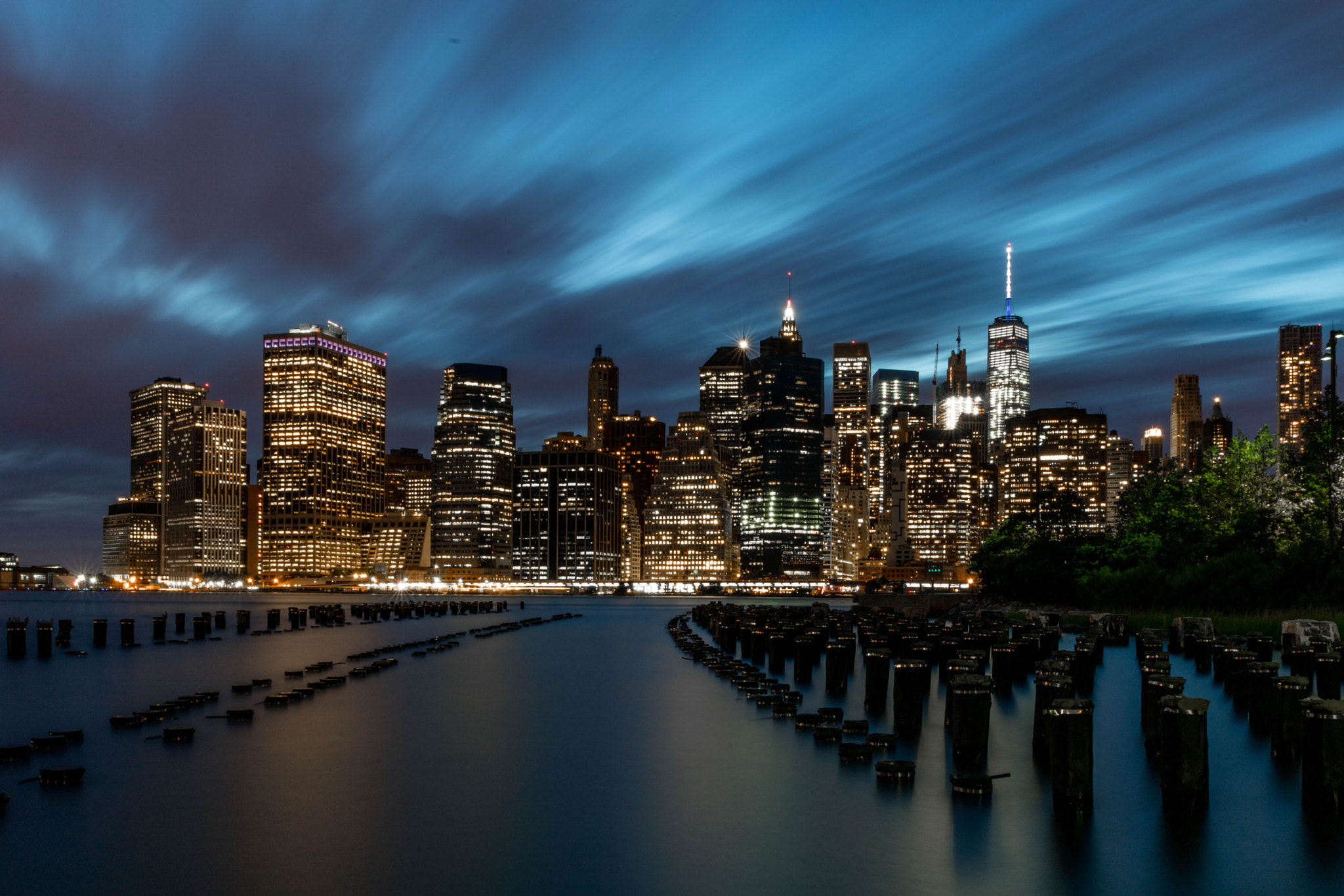 Sigma 24-70mm F2.8 EX DG Macro sample photo. Manhattan at the pilings photography