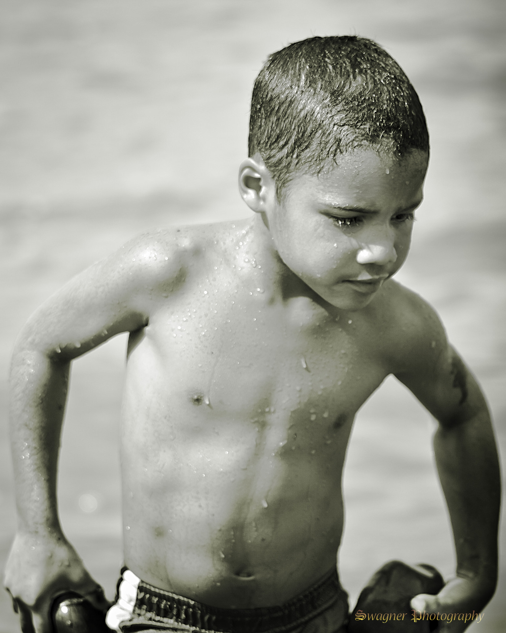 150-600mm F5-6.3 DG OS HSM | Contemporary 015 sample photo. Holding rocks @ photography