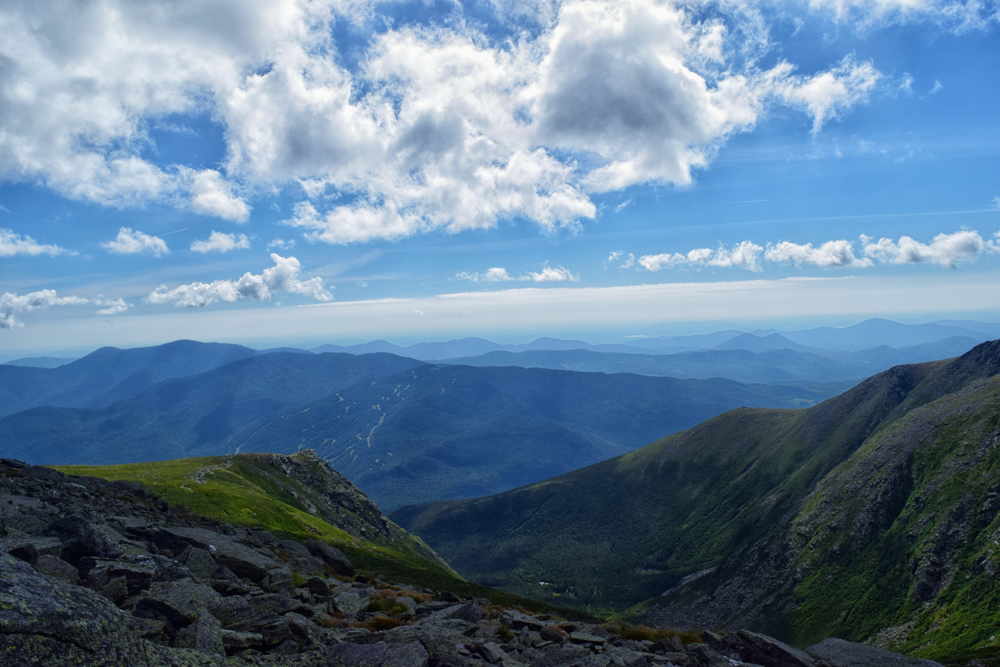 Nikon D3300 + AF Zoom-Nikkor 35-70mm f/2.8 sample photo. Mountain landscape photography