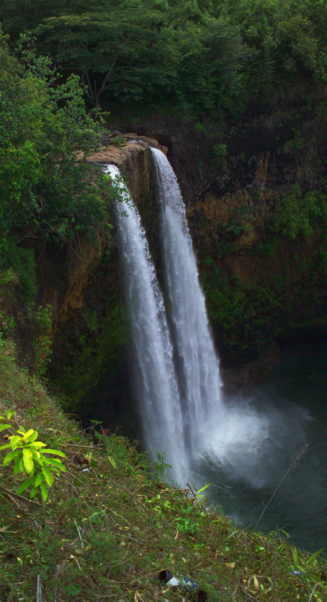 Kodak DCS Pro 14N sample photo. Waterfalls kauai photography