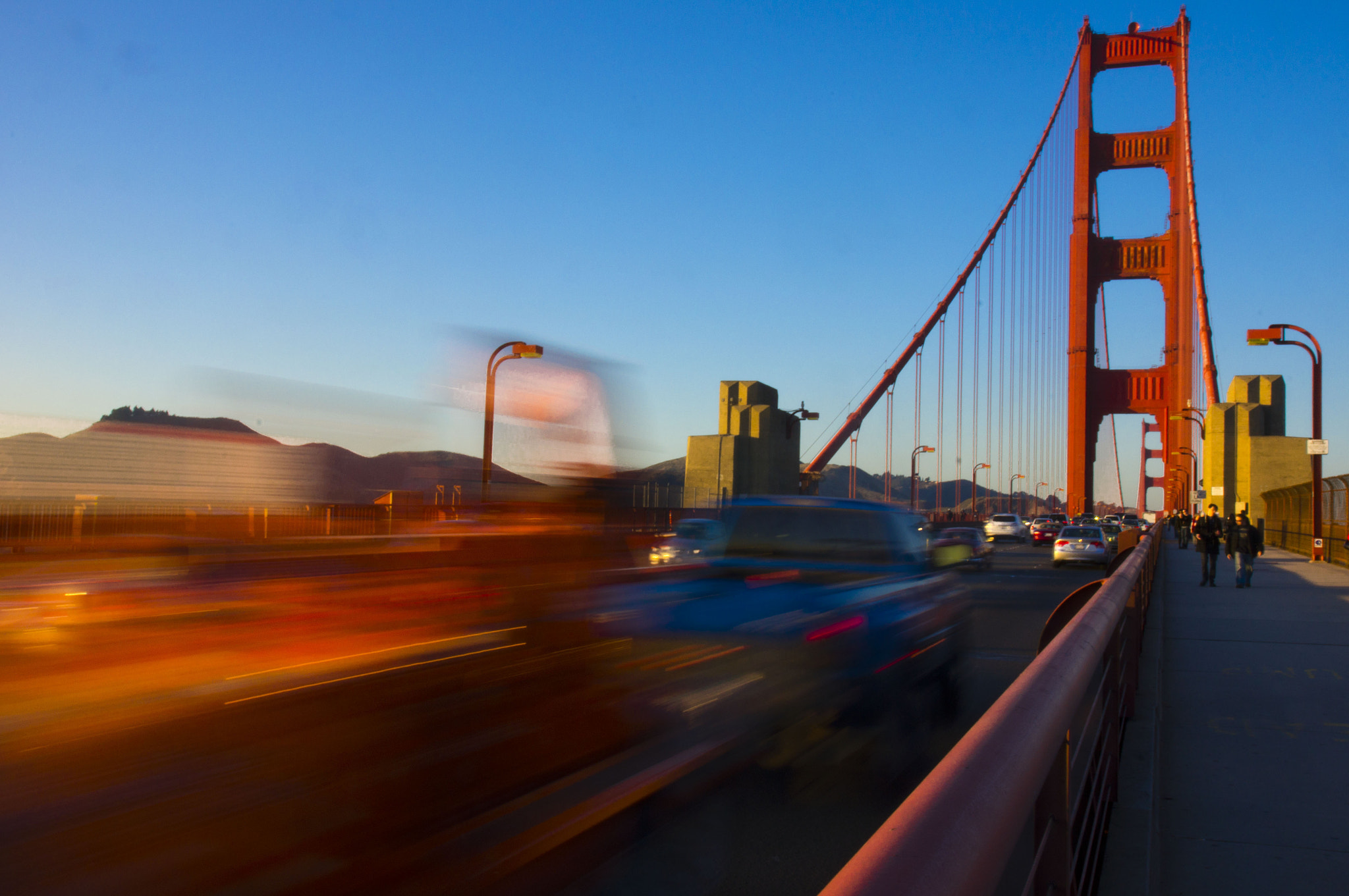 Sony SLT-A55 (SLT-A55V) sample photo. Traffic during rush hour around the golden gate in san francisco photography