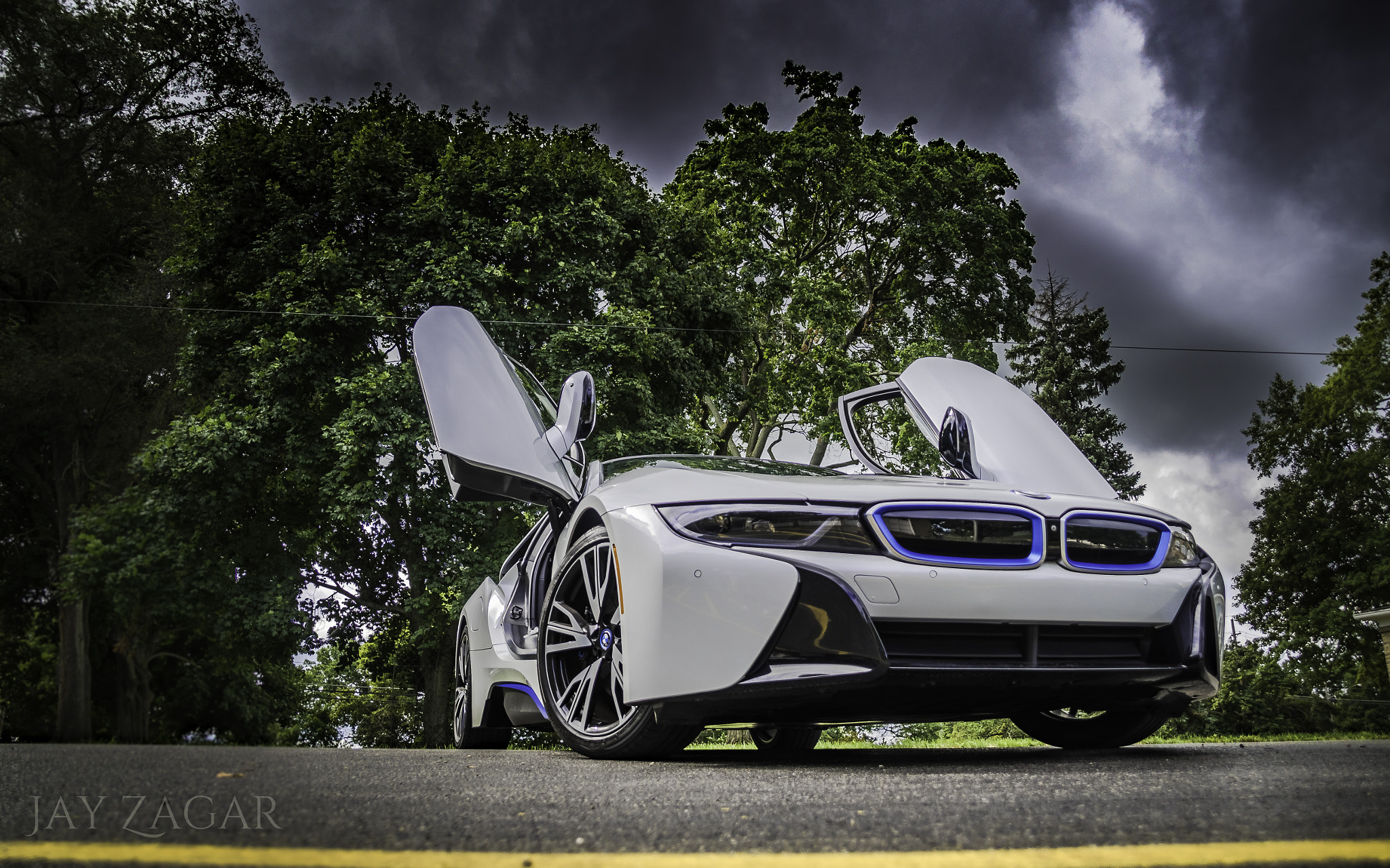 Tamron 18-270mm F3.5-6.3 Di II PZD sample photo. Bmw i8 front photography