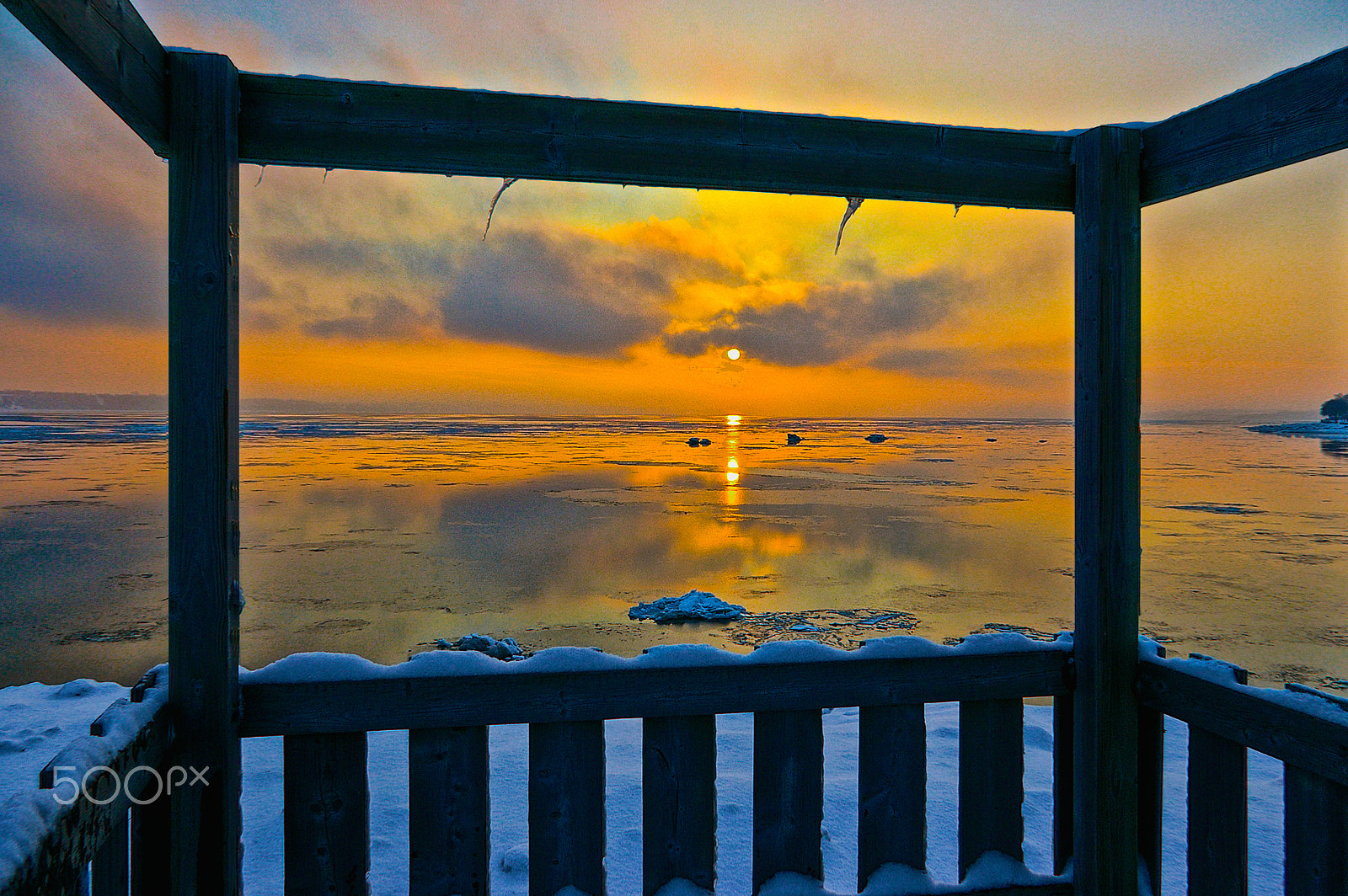 Pentax *ist DL2 sample photo. First sunset of winter (coucher de soleil d'hiver) photography