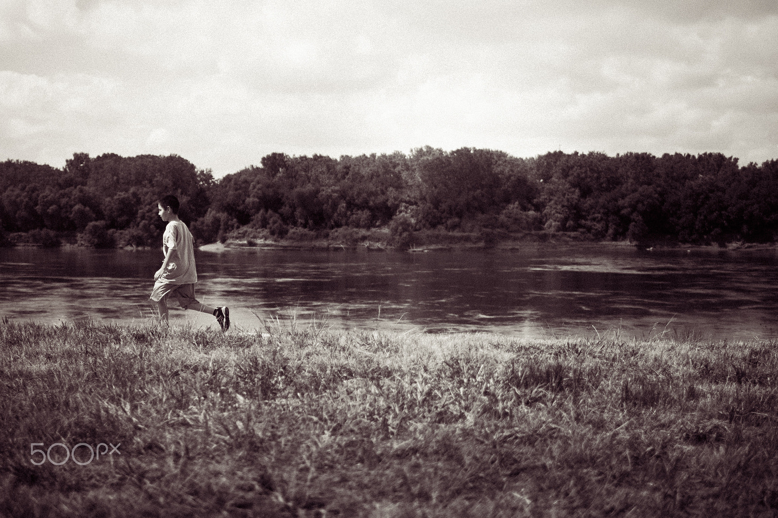 Canon EF 35mm F1.4L USM sample photo. Riverfrontpark lr ml bw (of ) photography