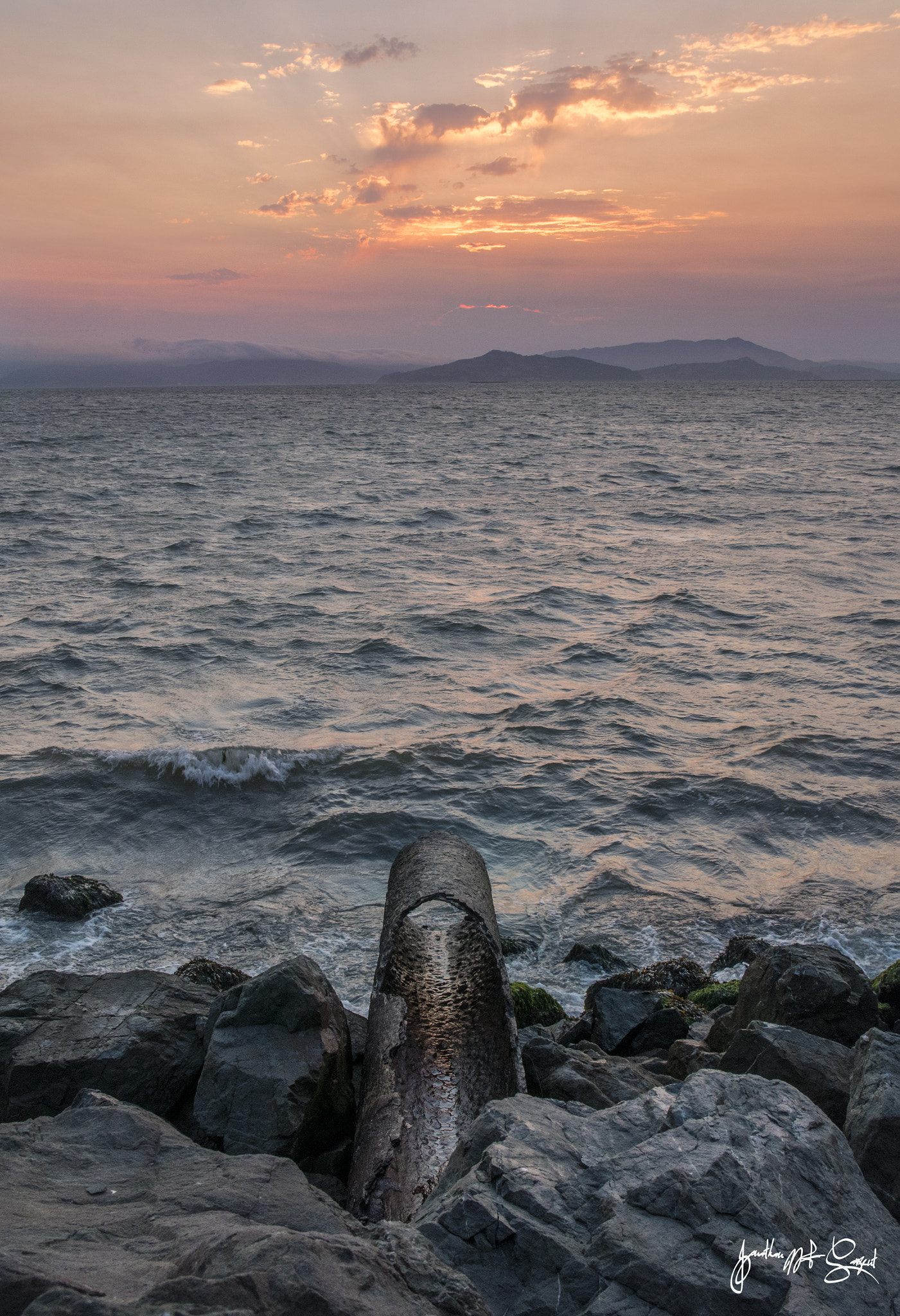 Sigma 17-70mm F2.8-4 DC Macro OS HSM | C sample photo. Sunset on the bay photography