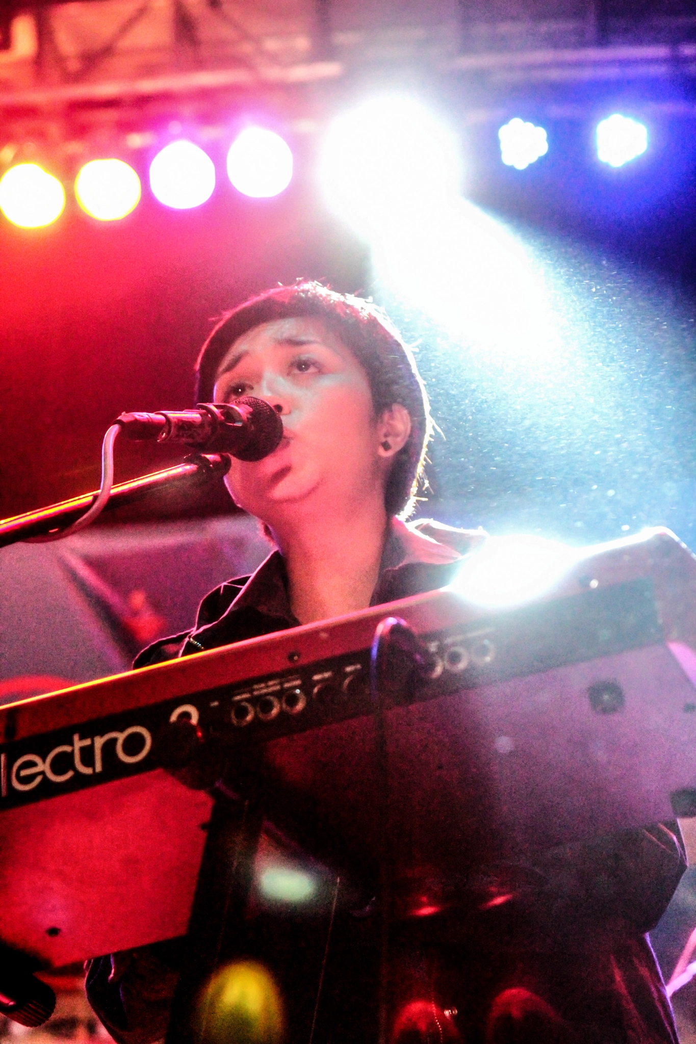 Canon EF-S 17-55mm F2.8 IS USM sample photo. Up dharma down photography