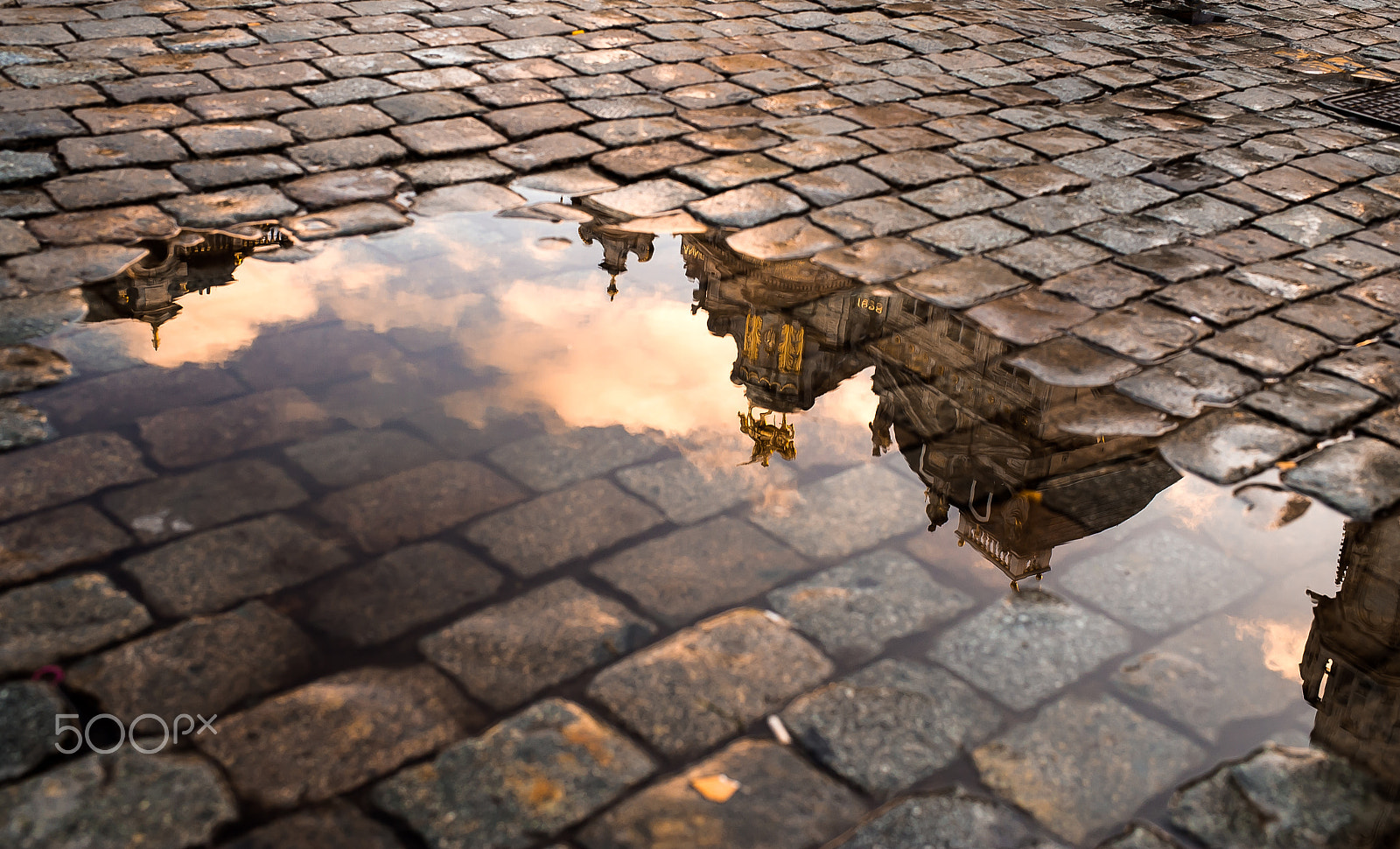 Nikon D3S + Nikon AF-S Nikkor 35mm F1.4G sample photo. Reflection of the golden age photography