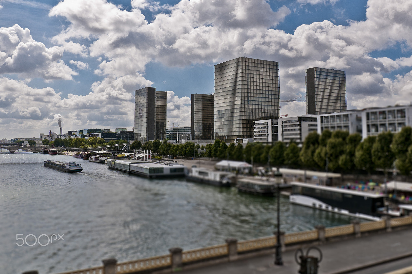 Nikon D300 sample photo. National french library photography