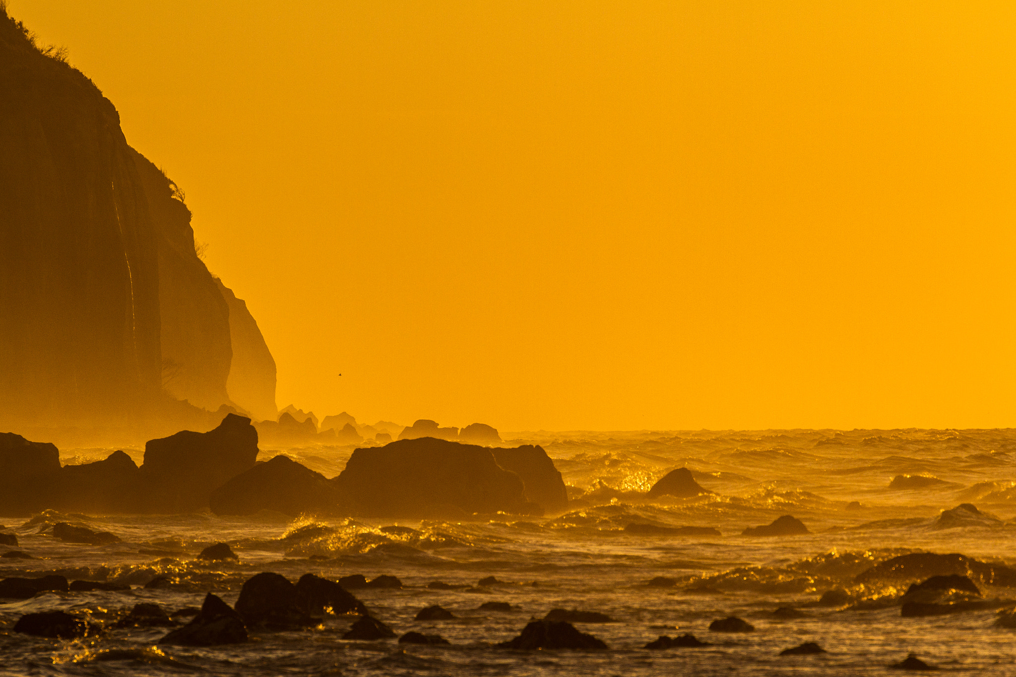 Tamron SP 35mm F1.8 Di VC USD sample photo. Golden hour at french coast photography