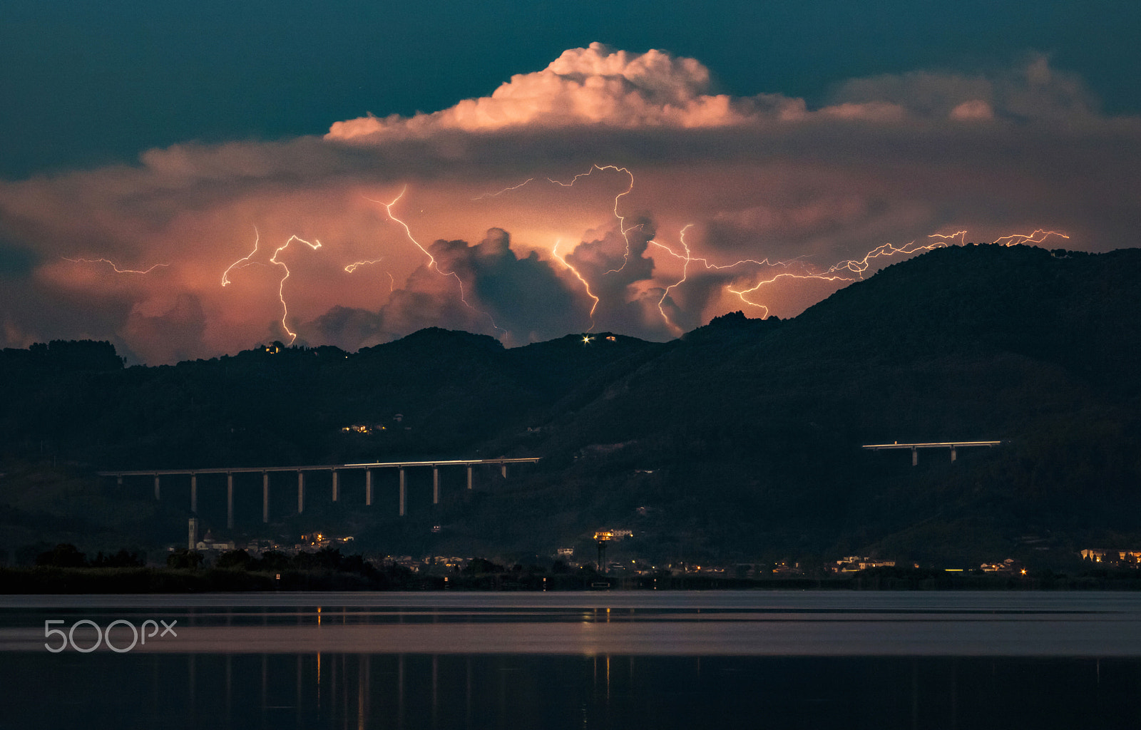 Canon EF 55-200mm F4.5-5.6 II USM sample photo. The orange storm photography