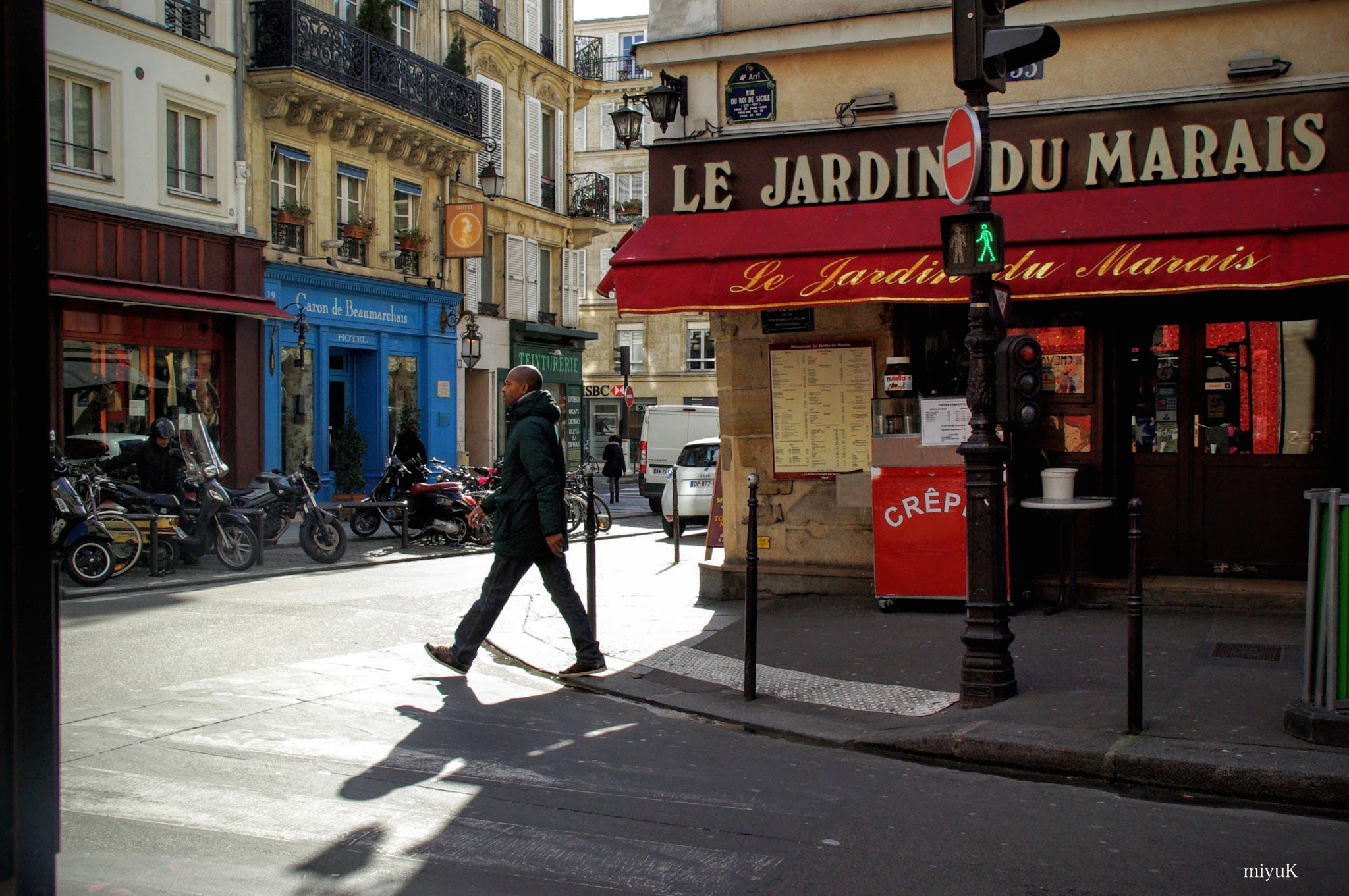 Tamron AF 18-200mm F3.5-6.3 XR Di II LD Aspherical (IF) Macro sample photo. My photo walk paris photography