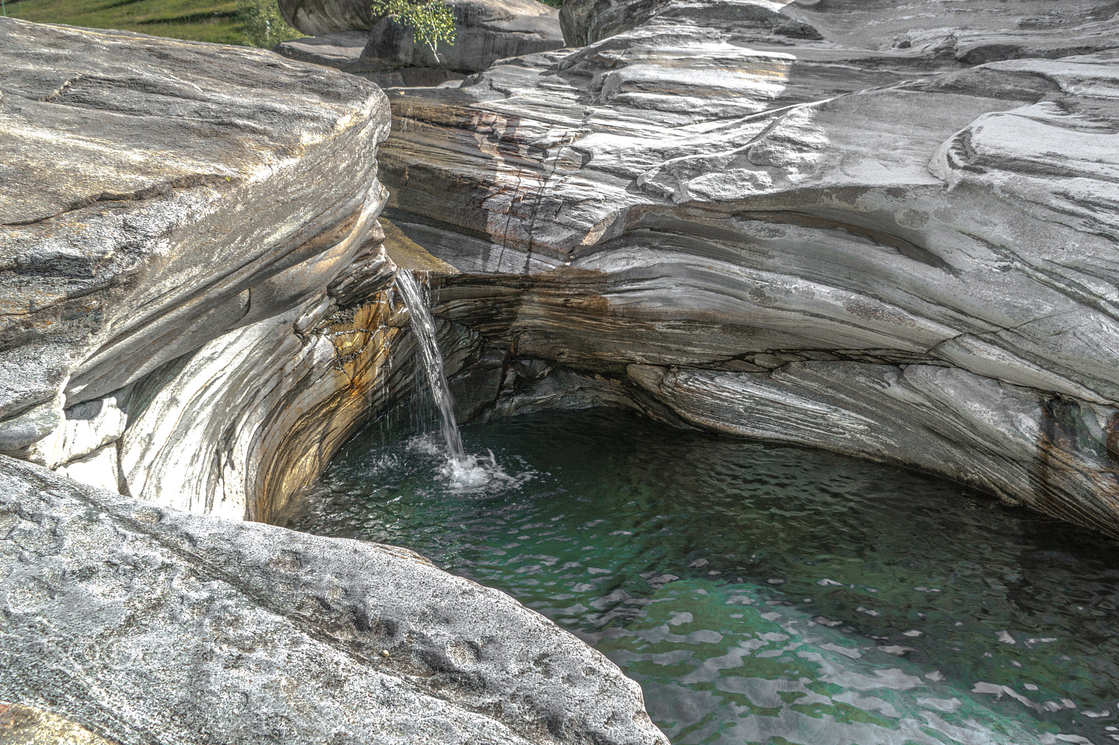 Sony DT 16-105mm F3.5-5.6 sample photo. Verzasca photography
