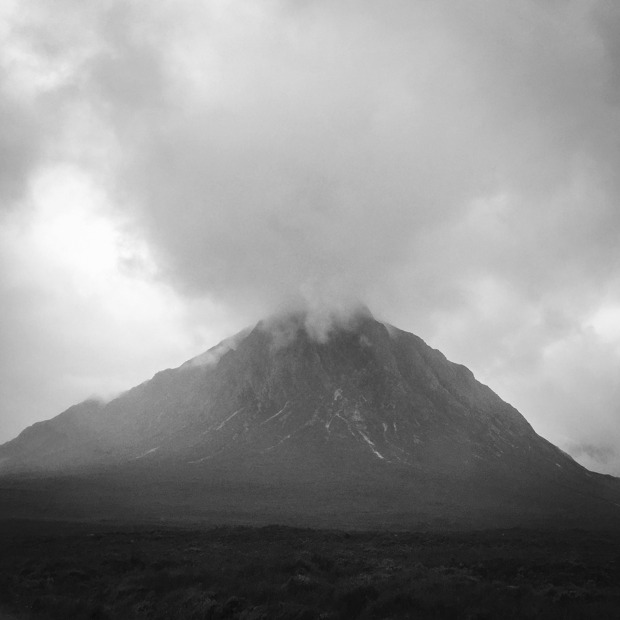 Jag.gr 6X6 for iPhone sample photo. Stob dearg, buachaille etive mor photography