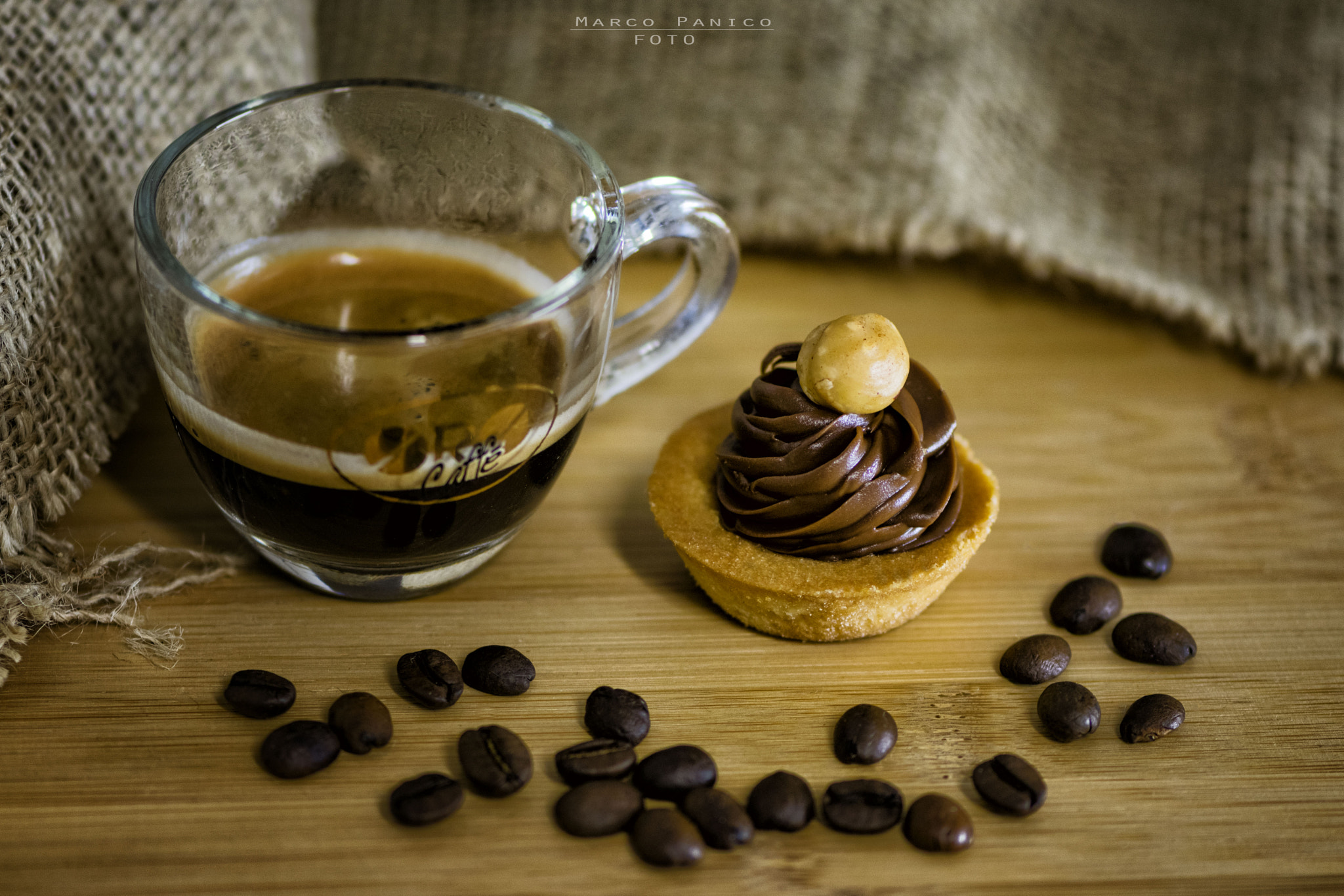 Nikon AF-S Micro-Nikkor 105mm F2.8G IF-ED VR sample photo. Coffee break photography