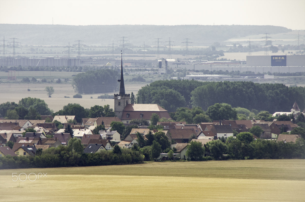 Pentax K-5 + Tamron AF 18-200mm F3.5-6.3 XR Di II LD Aspherical (IF) Macro sample photo. Dorf in gefahr photography