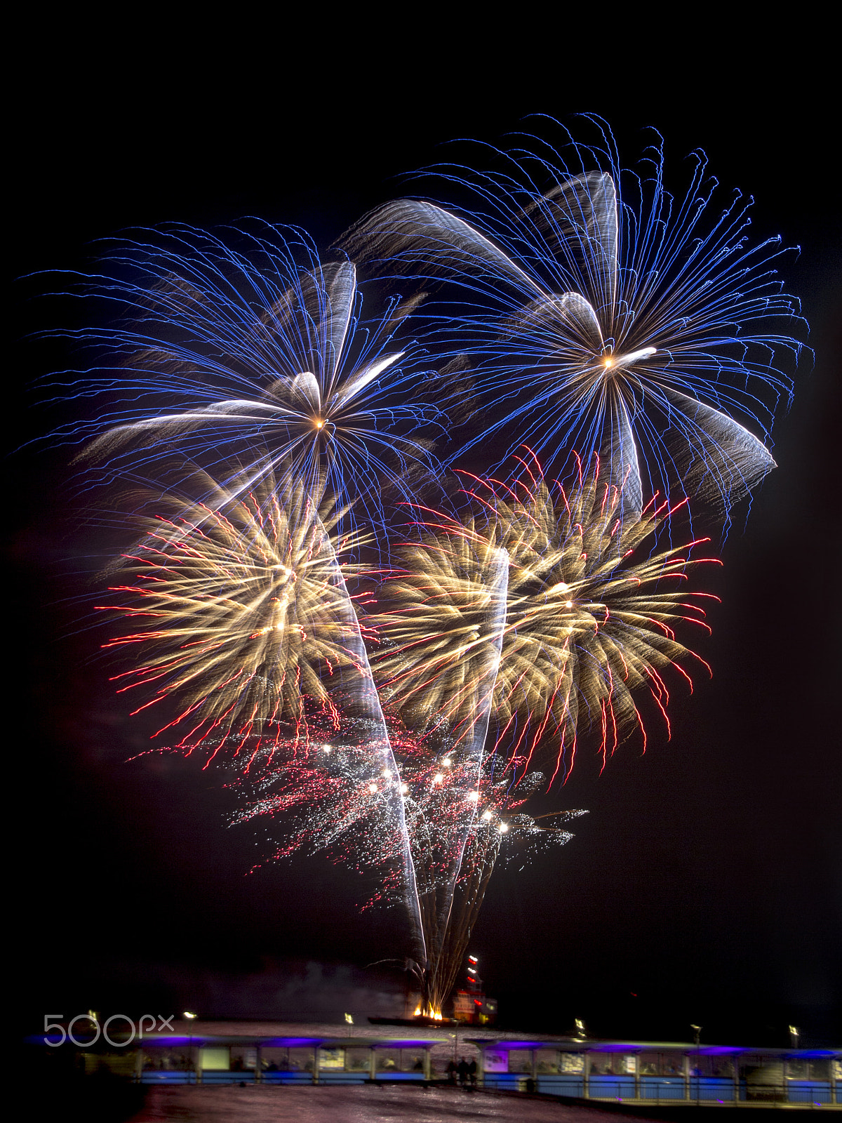 Sigma 18-200mm f/3.5-6.3 DC OS sample photo. Fireworks photography