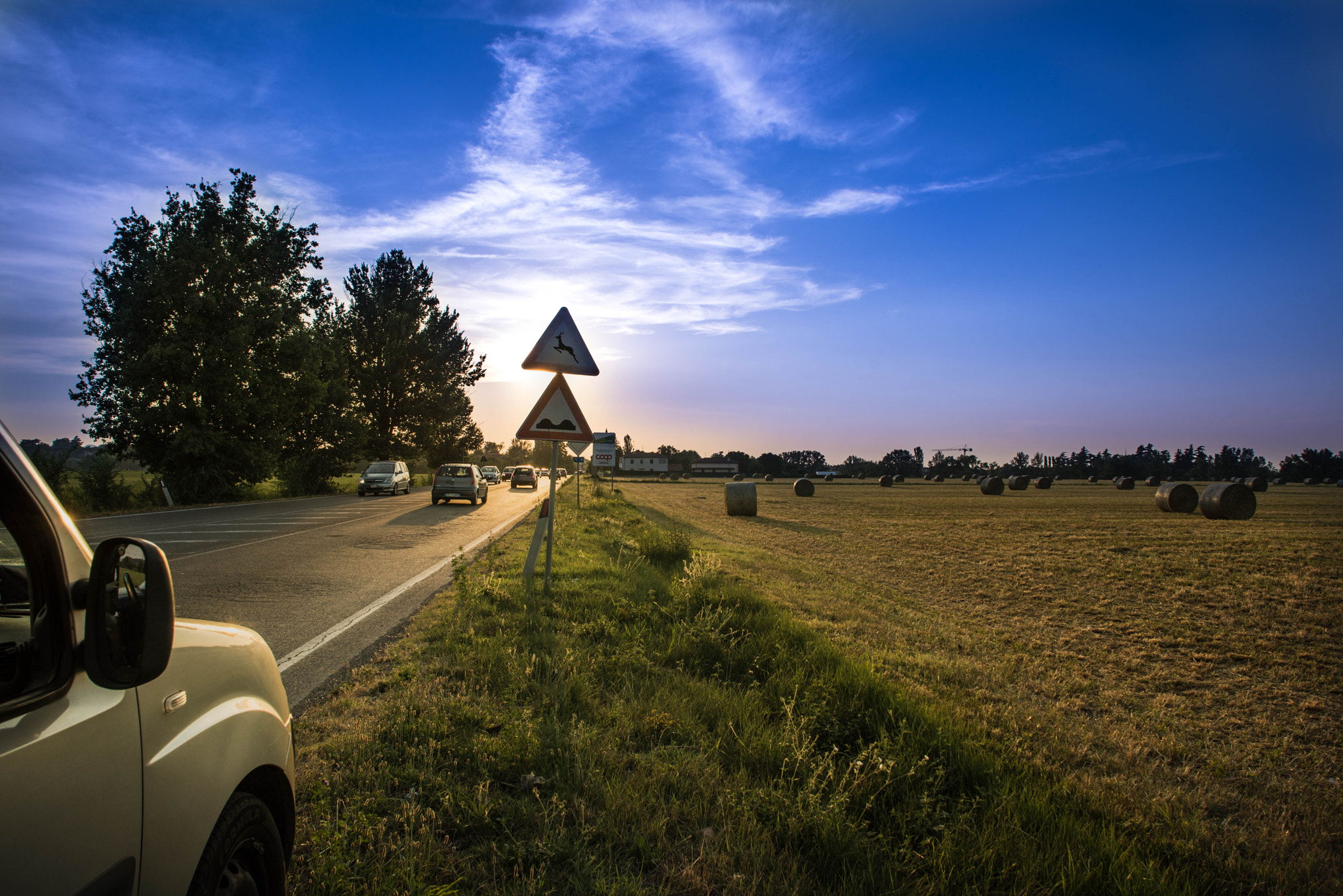 Nikon D600 + Sigma 24mm F1.8 EX DG Aspherical Macro sample photo. On road photography